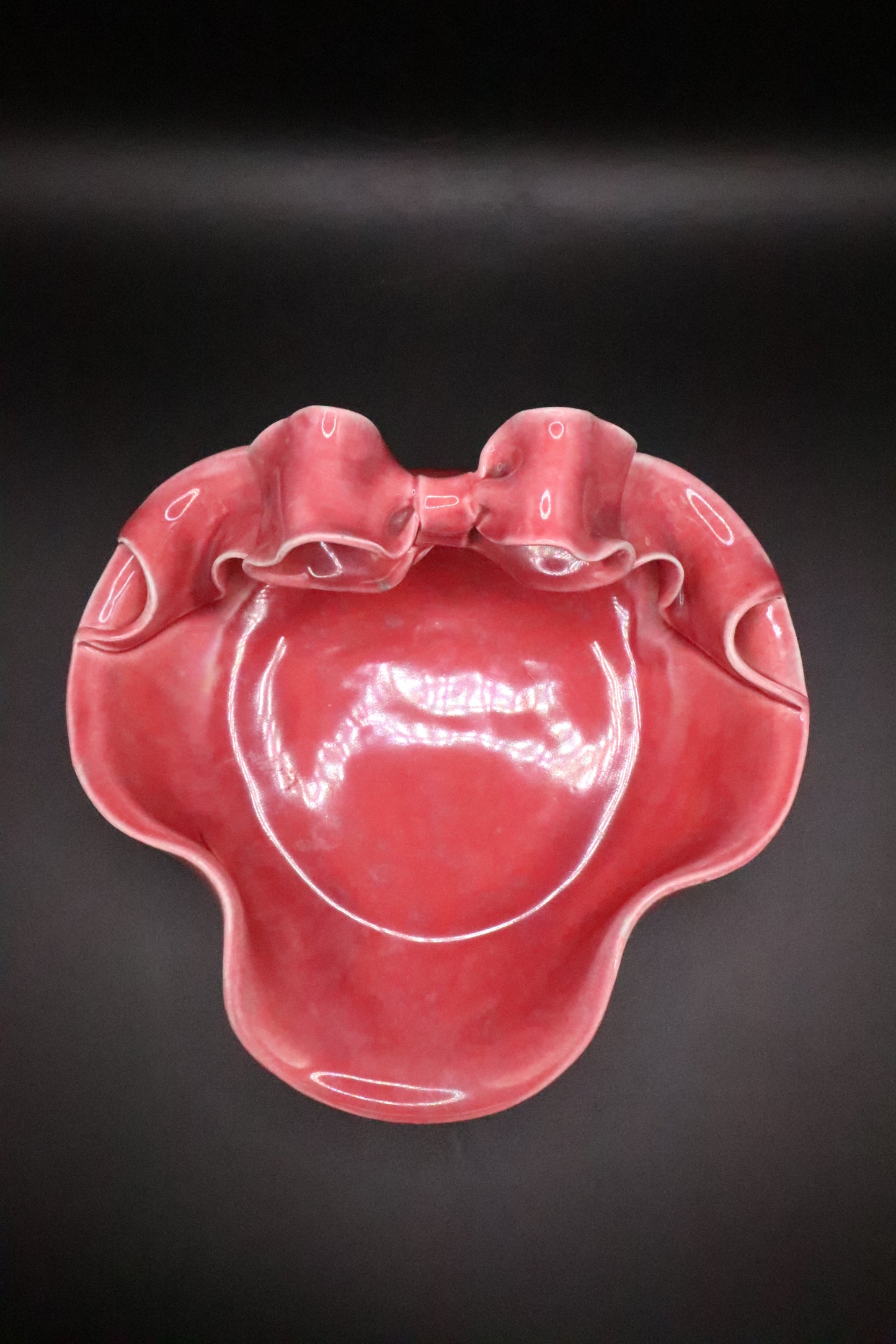 VINTAGE KNOWLES TAYLOR AND KNOWLES CALIFORNIA POTTERY PINK BOWL W/ BOW