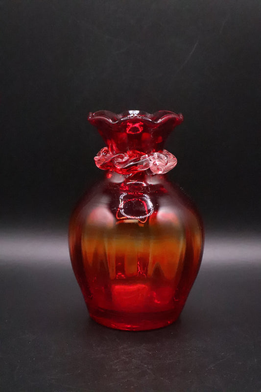 VINTAGE HAND BLOWN RED AMBERINA ART GLASS VASE RUFFLED BAND