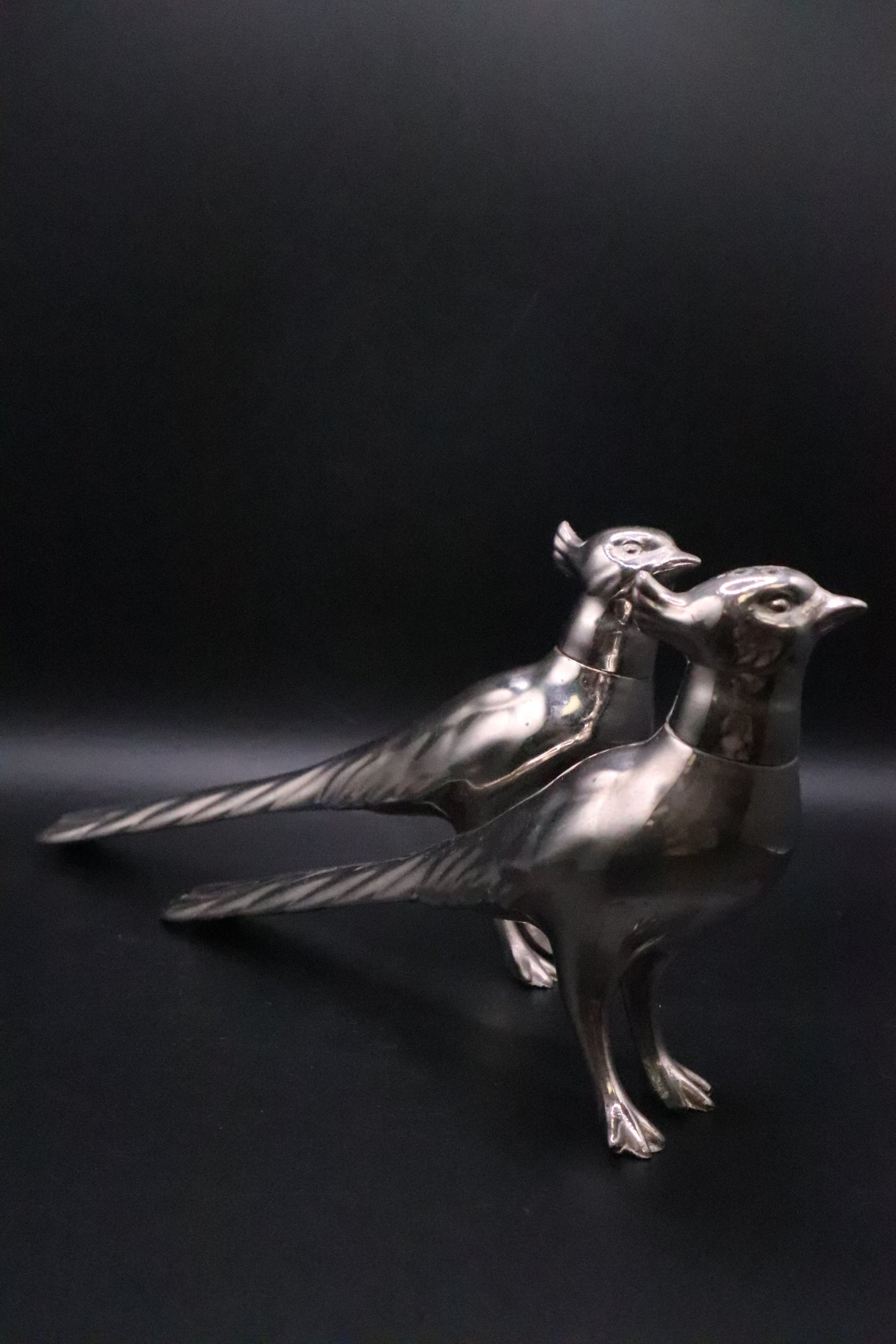 VINTAGE 959 SILVER PHEASANTS SALT AND PEPPER SHAKERS