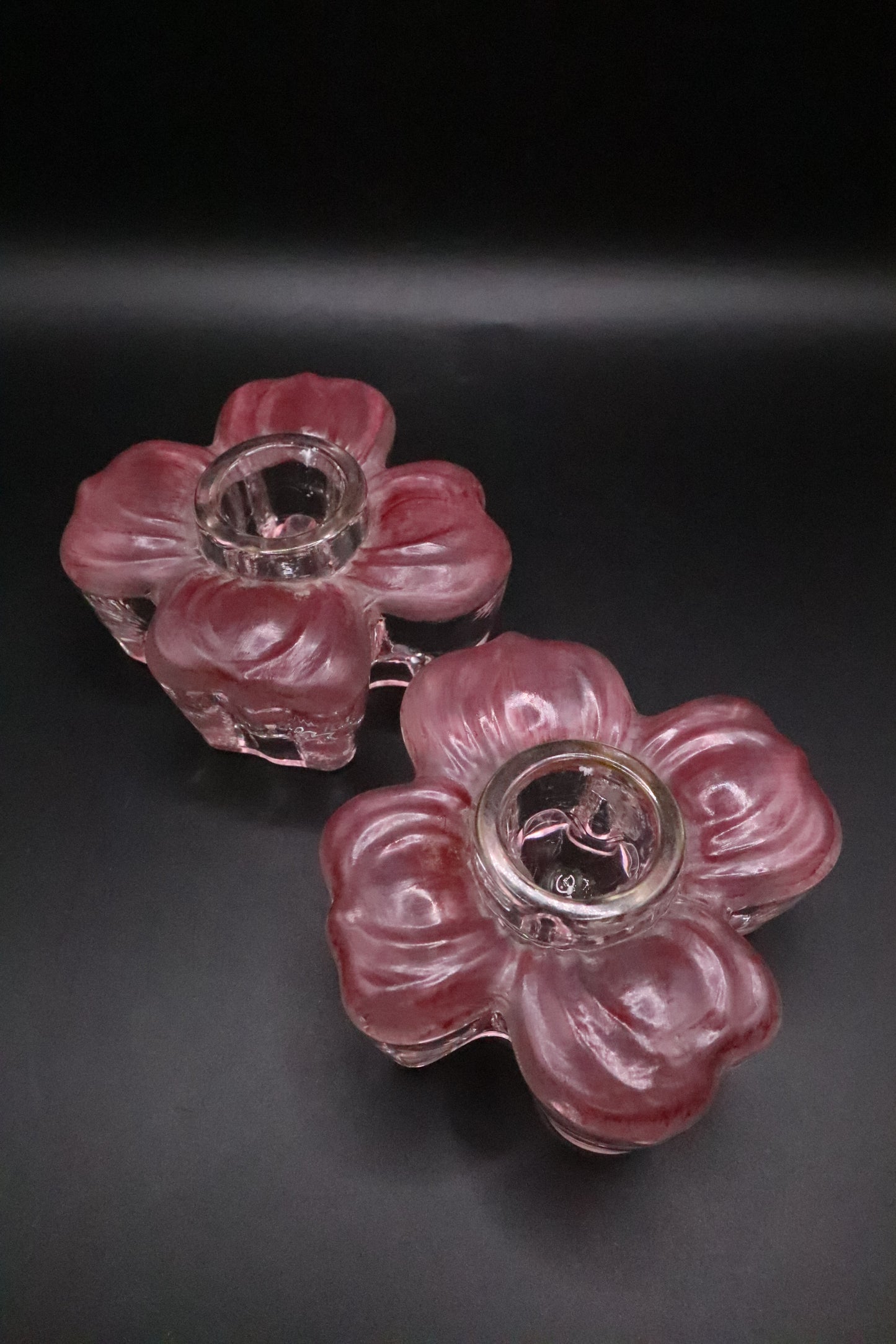 COLONY CRYSTAL PINK DOGWOOD FLORAL CANDLEHOLDER (SET OF 2)