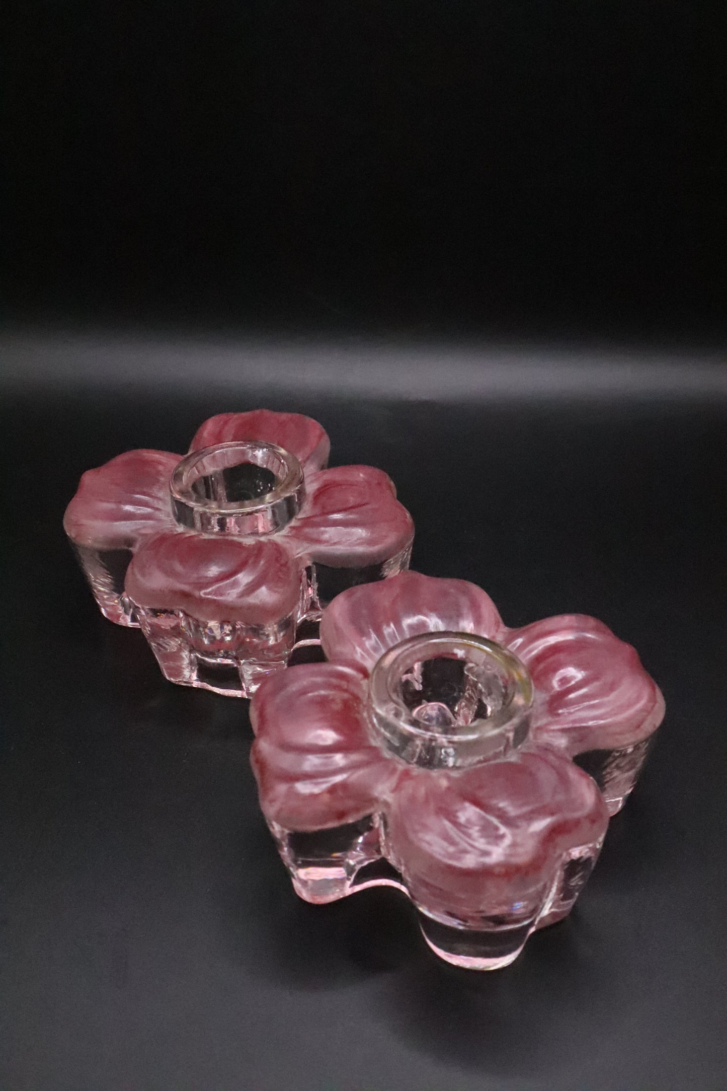COLONY CRYSTAL PINK DOGWOOD FLORAL CANDLEHOLDER (SET OF 2)
