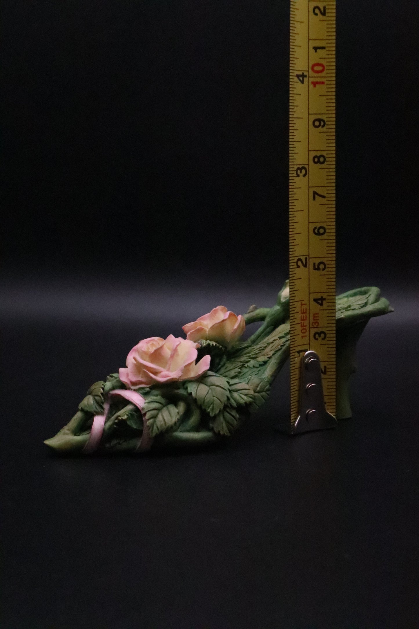VINTAGE COLLECTIBLE JUST THE RIGHT SHOE COURAGEOUS ROSE CANCER AWARENESS SHOE