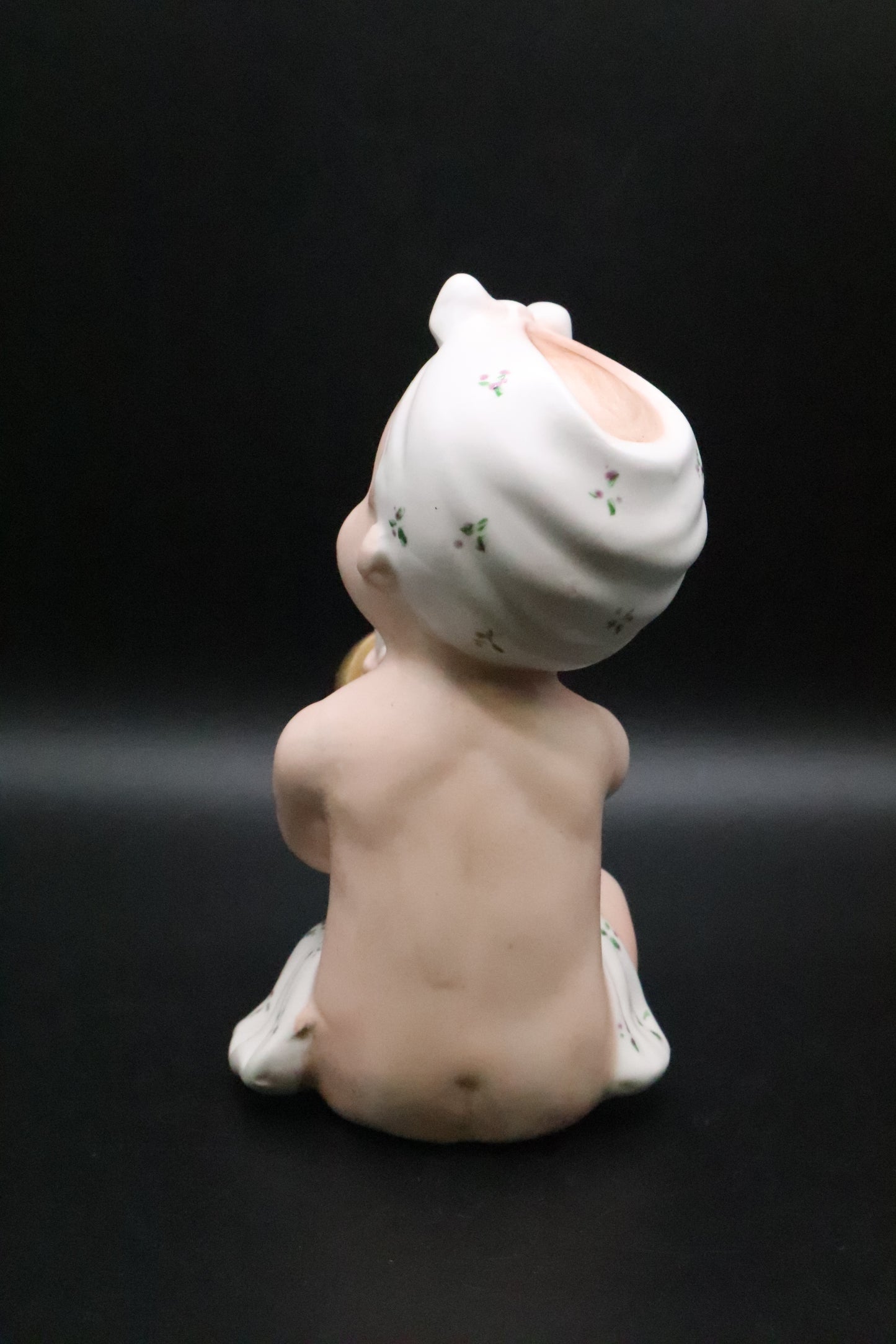 NAPCO BABY GIRL FIGURINE