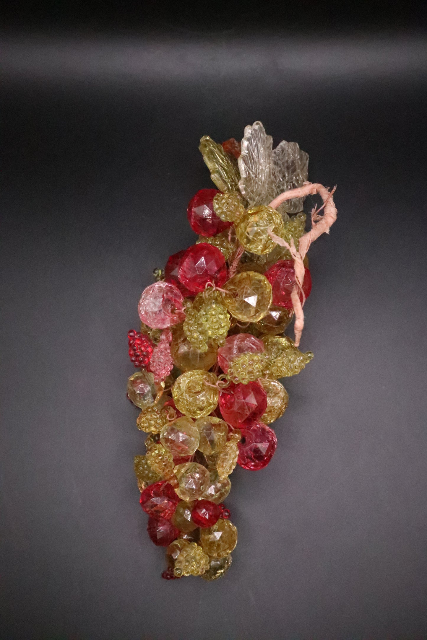 VINTAGE MCM PINK/AMBER LUCITE GRAPE CLUSTER