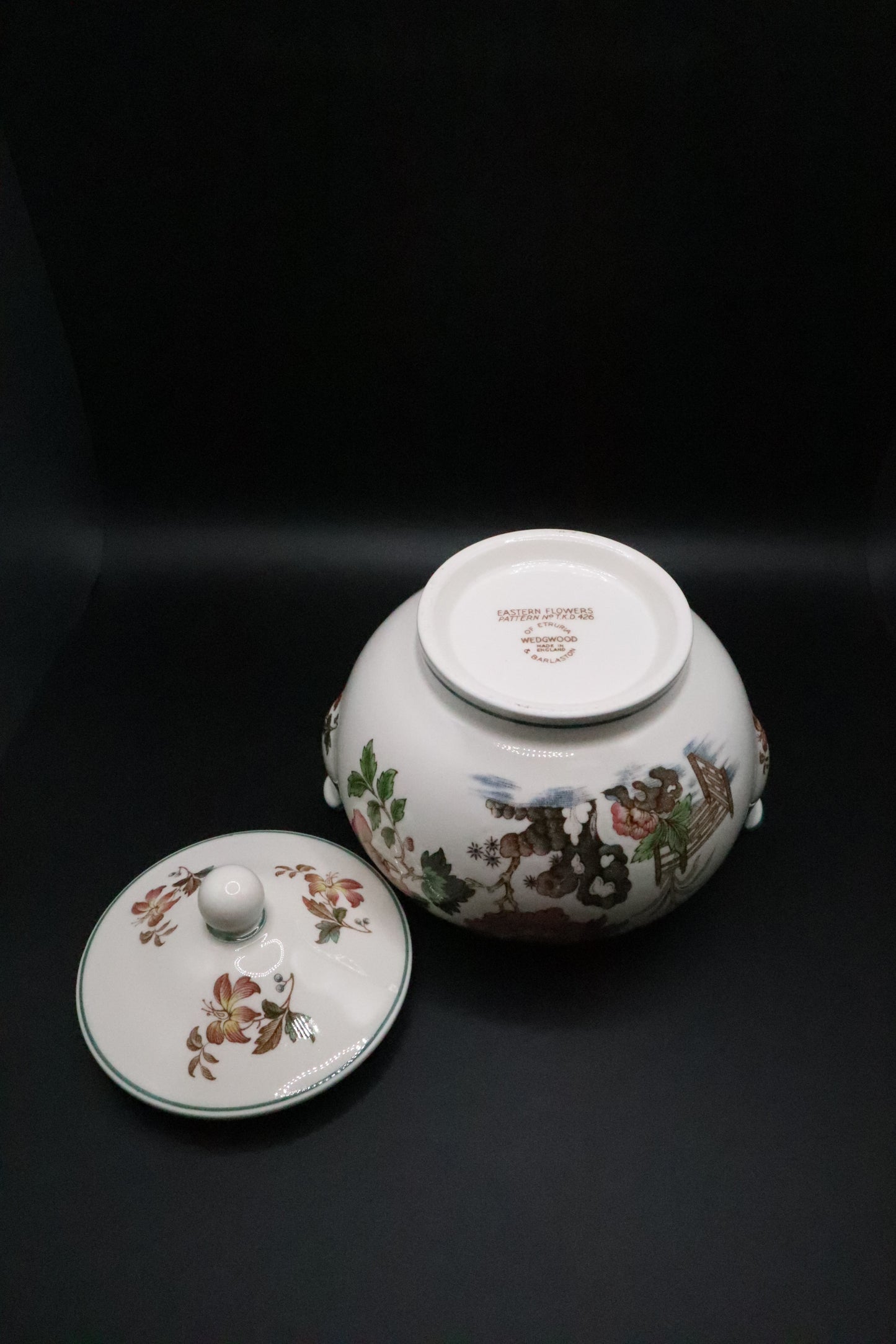 EASTERN FLOWERS WEDGEWOOD TKD 426 MADE IN ENGLAND 9 PCS