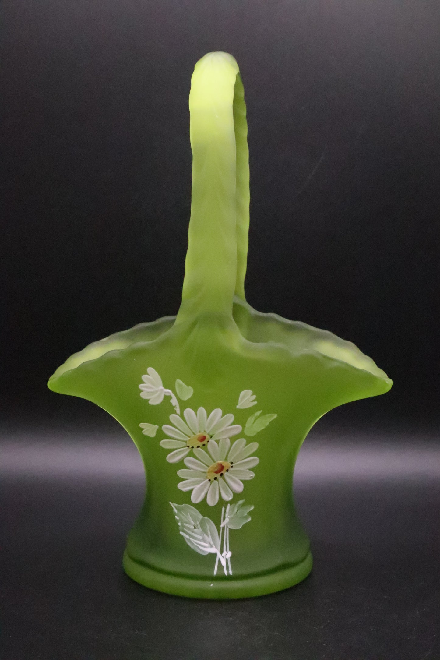 VINTAGE WESTMORELAND GREEN SATIN GLASS BASKET HAND PAINTED DAISIES