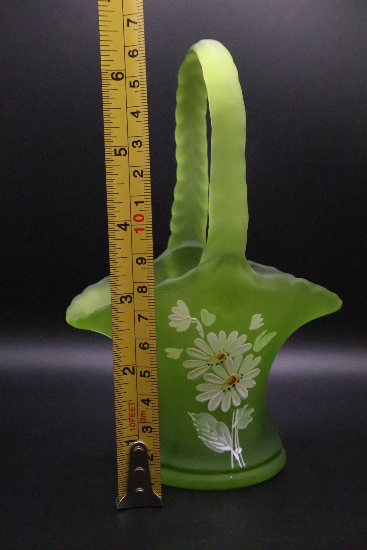 VINTAGE WESTMORELAND GREEN SATIN GLASS BASKET HAND PAINTED DAISIES