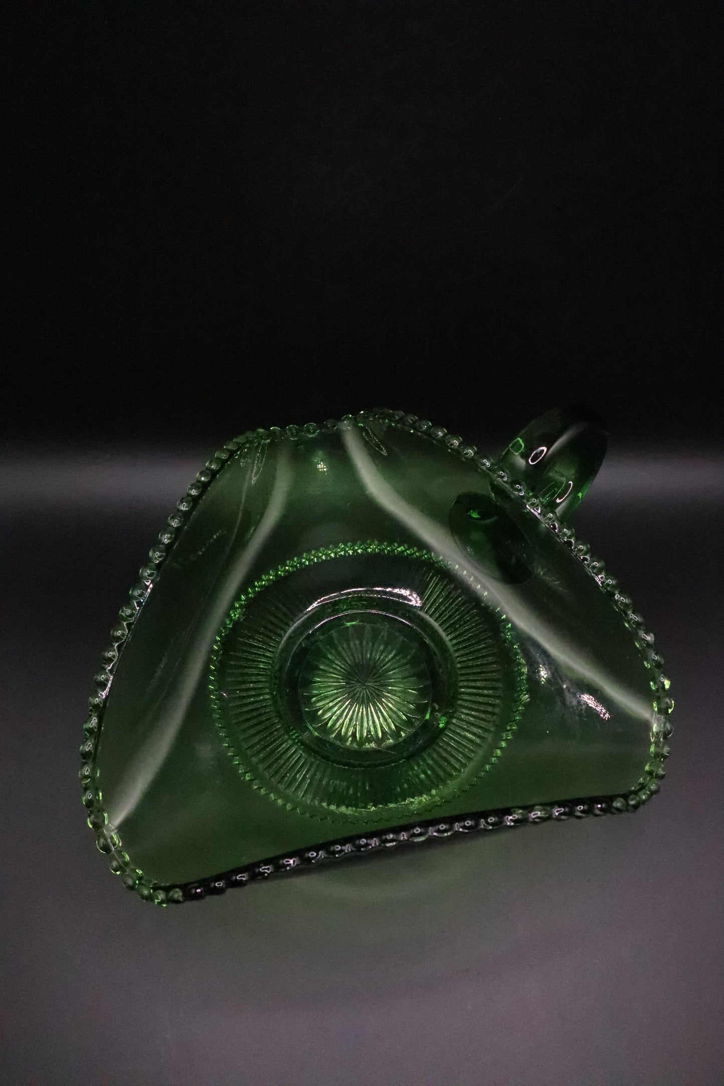 VINTAGE 3 SIDED GREEN DISH OR CANDLE HOLDER WITH BUBBLE EDGE