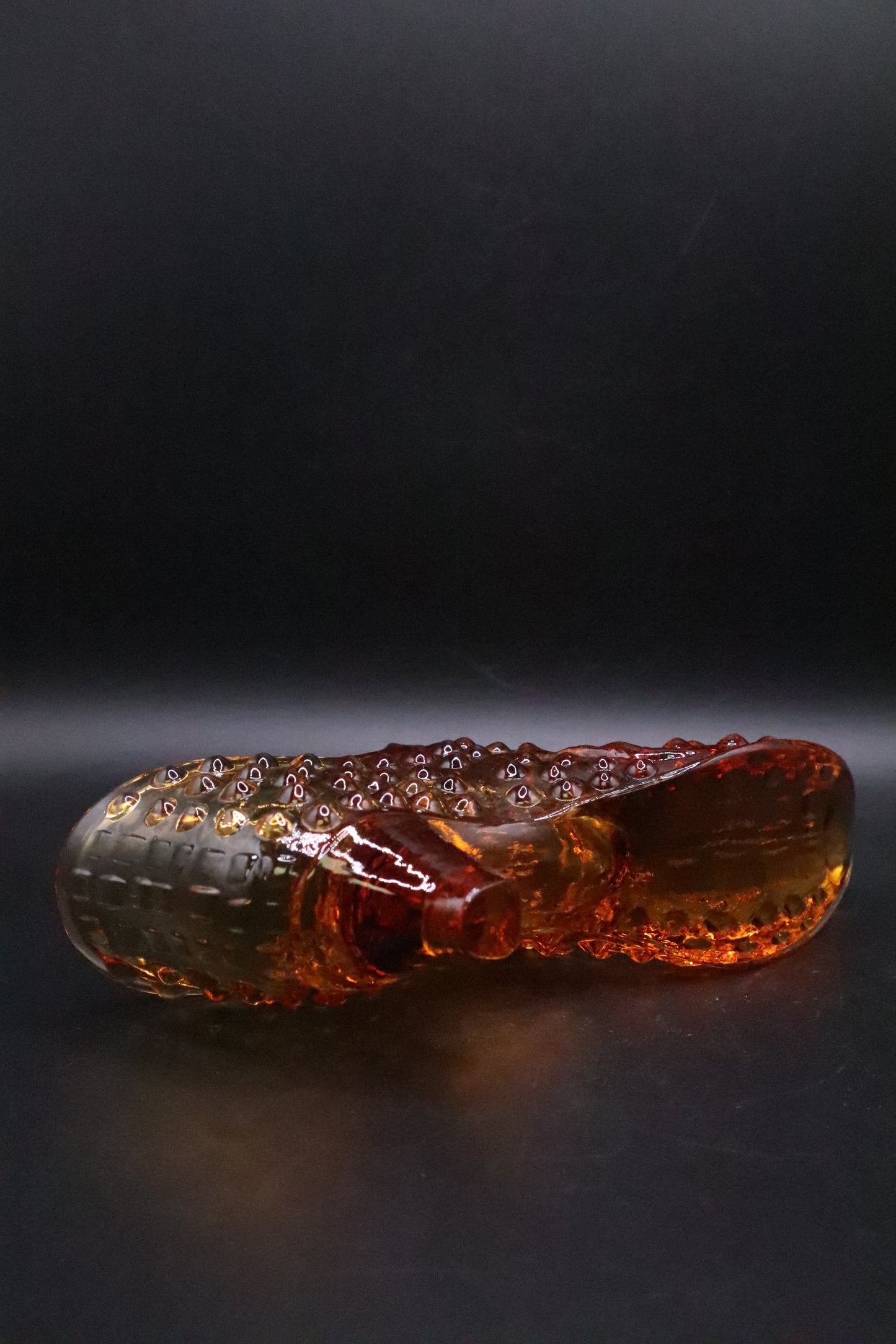 VINTAGE FENTON HONEY AMBER HOBNAIL ART GLASS CAT SHOE