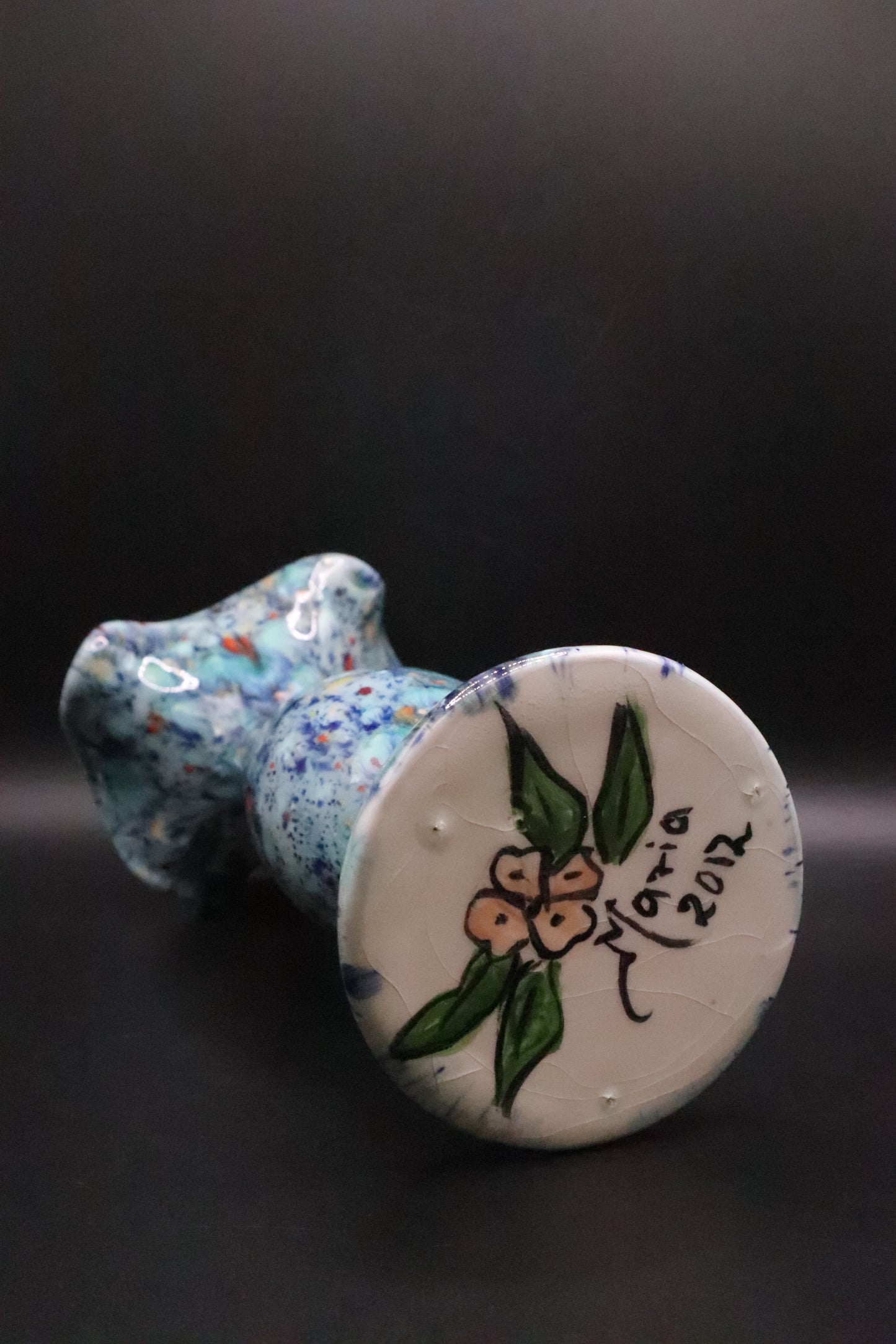 BLUE SPLATTERWARE CERAMIC VASE