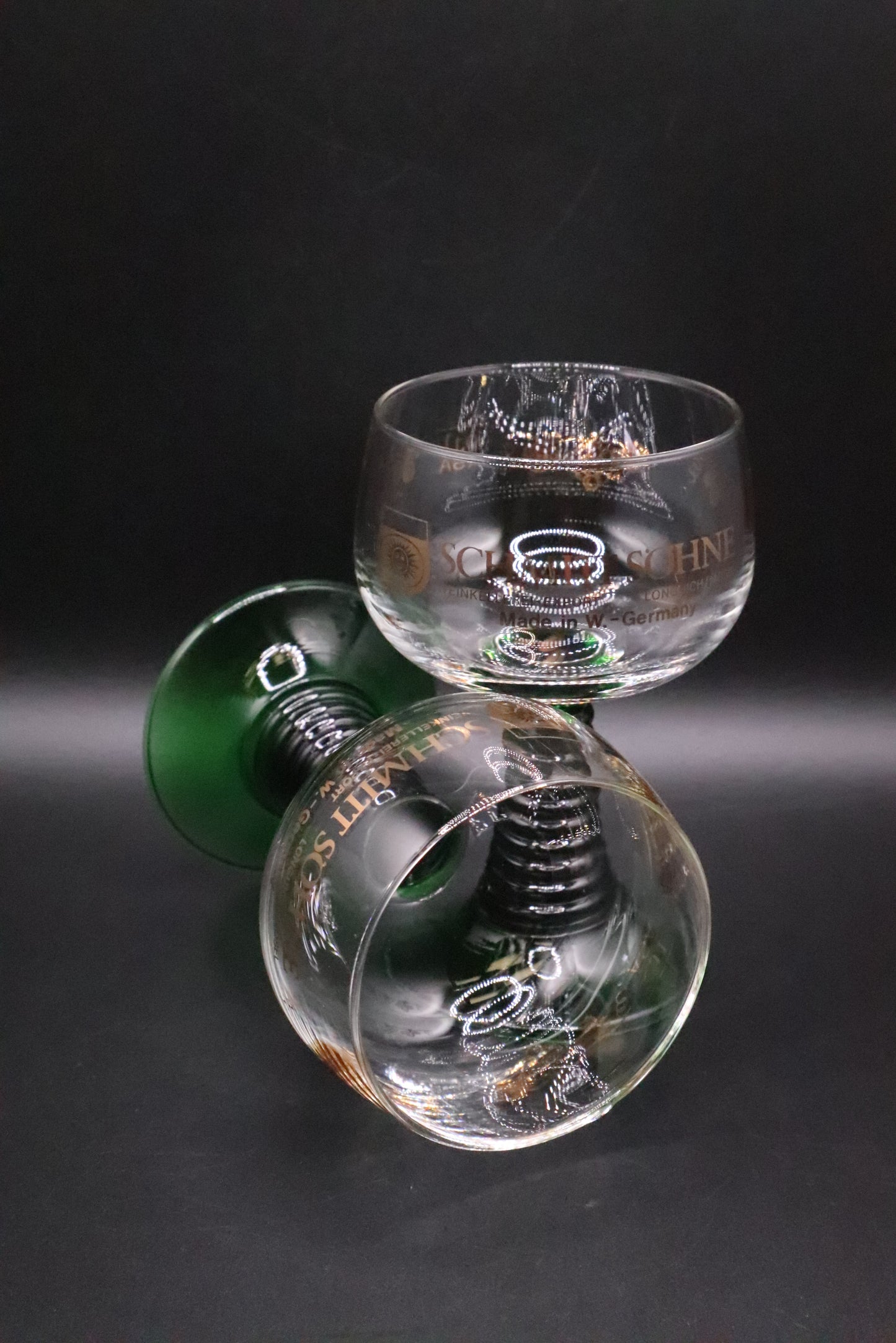 VINTAGE SCHMITT SÖHNE WINERY GERMAN WINE GLASSES (PAIR)