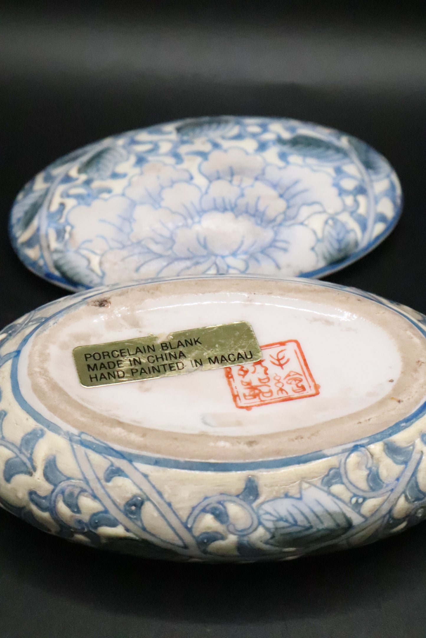 VINTAGE PORCELAIN CHINA HAND PAINTED BLUE AND WHITE FLORAL TRINKET BOX