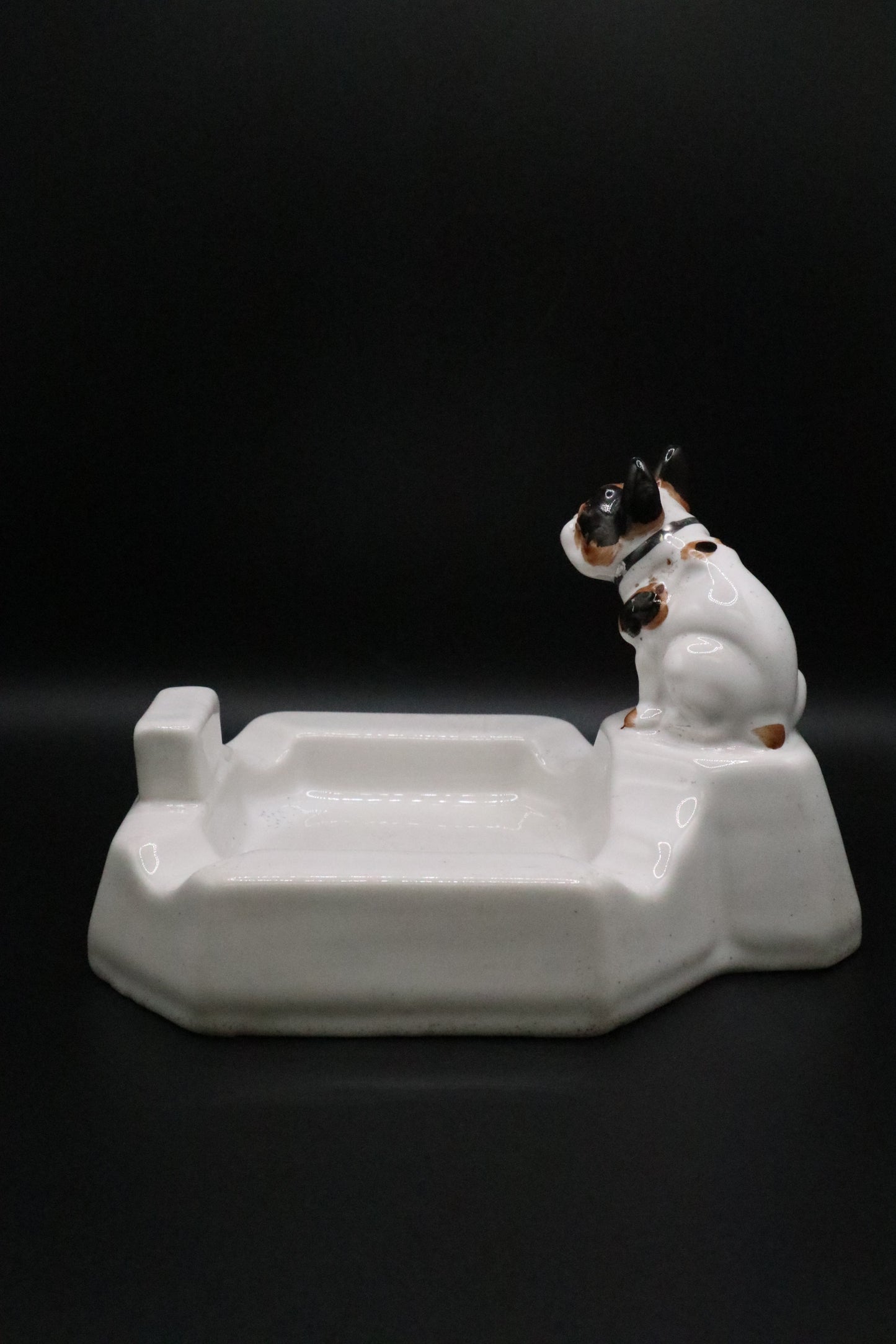VINTAGE 20'S-30'S AMERICAN STANDARD PLUMBING FIXTURES PORCELAIN ASHTRAY PAINTED BULLDOG