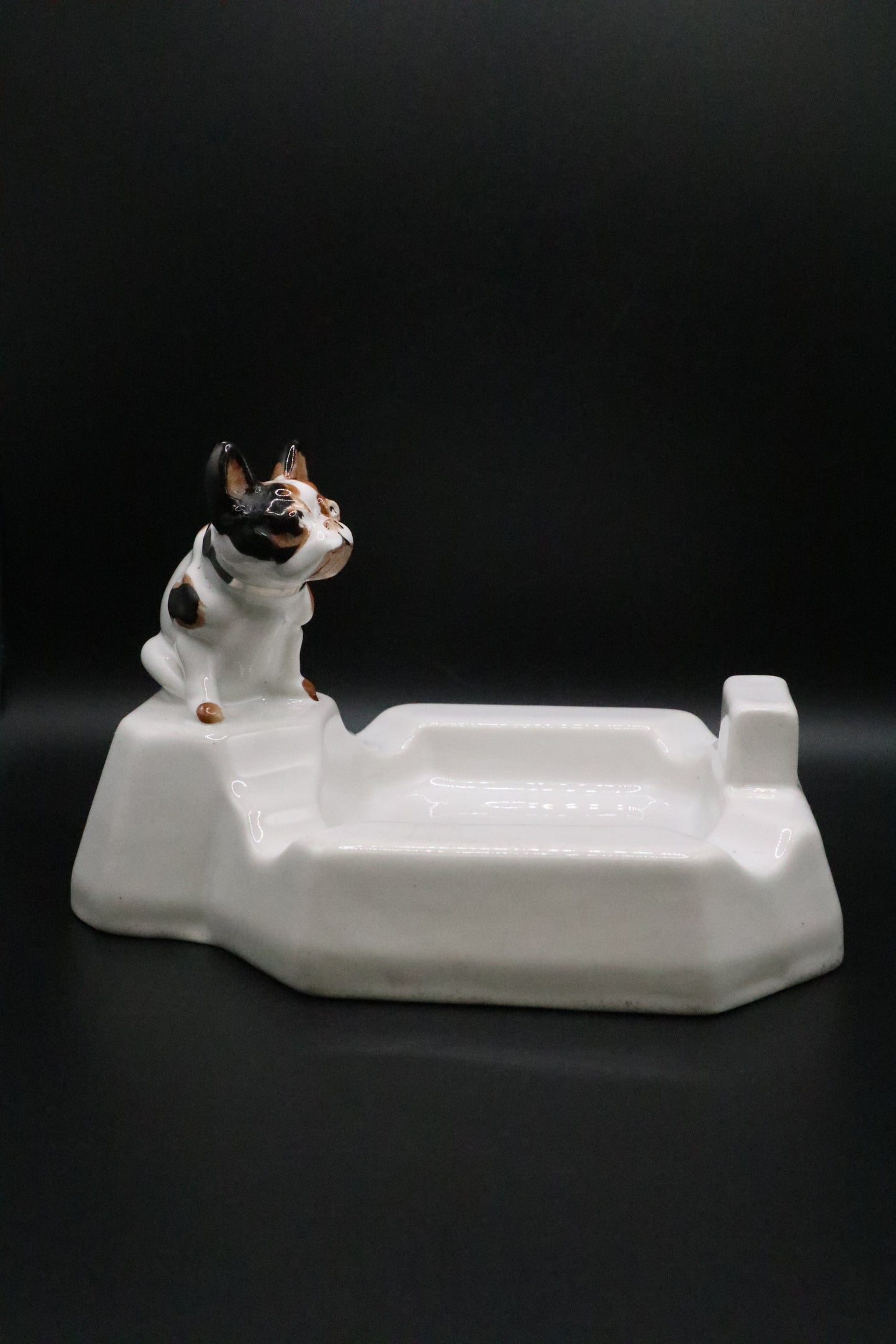 VINTAGE 20'S-30'S AMERICAN STANDARD PLUMBING FIXTURES PORCELAIN ASHTRAY PAINTED BULLDOG