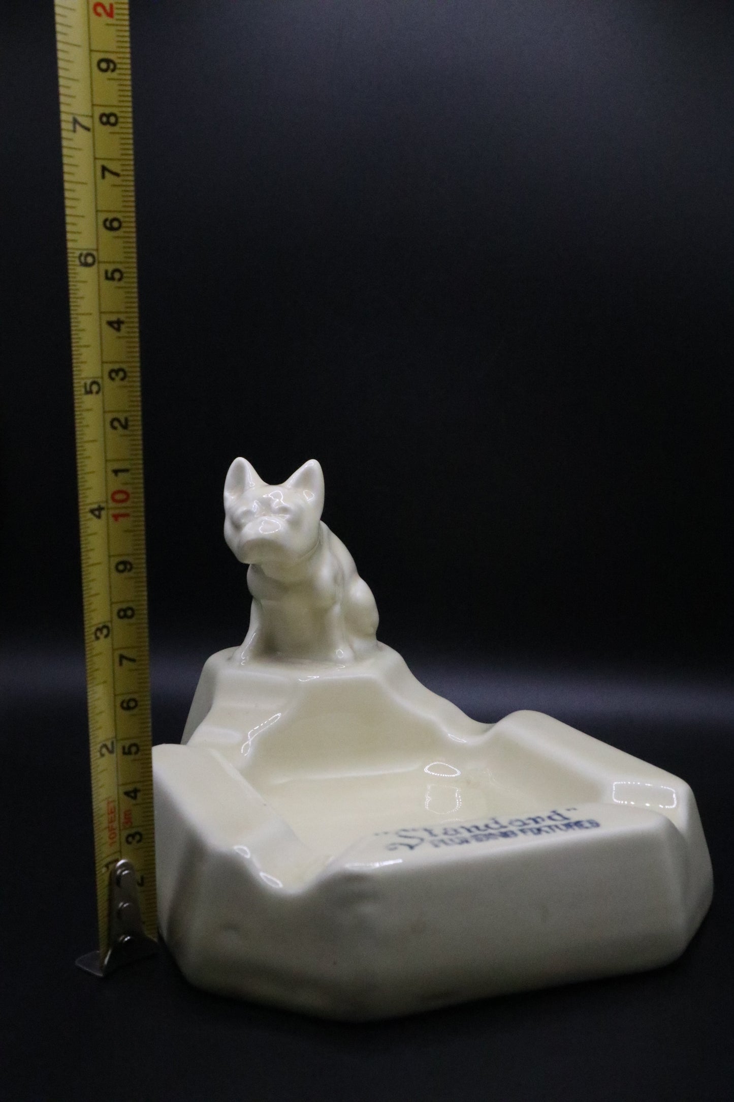 VINTAGE 20'S-30'S AMERICAN STANDARD PLUMBING FIXTURES PORCELAIN ASHTRAY BULL DOG