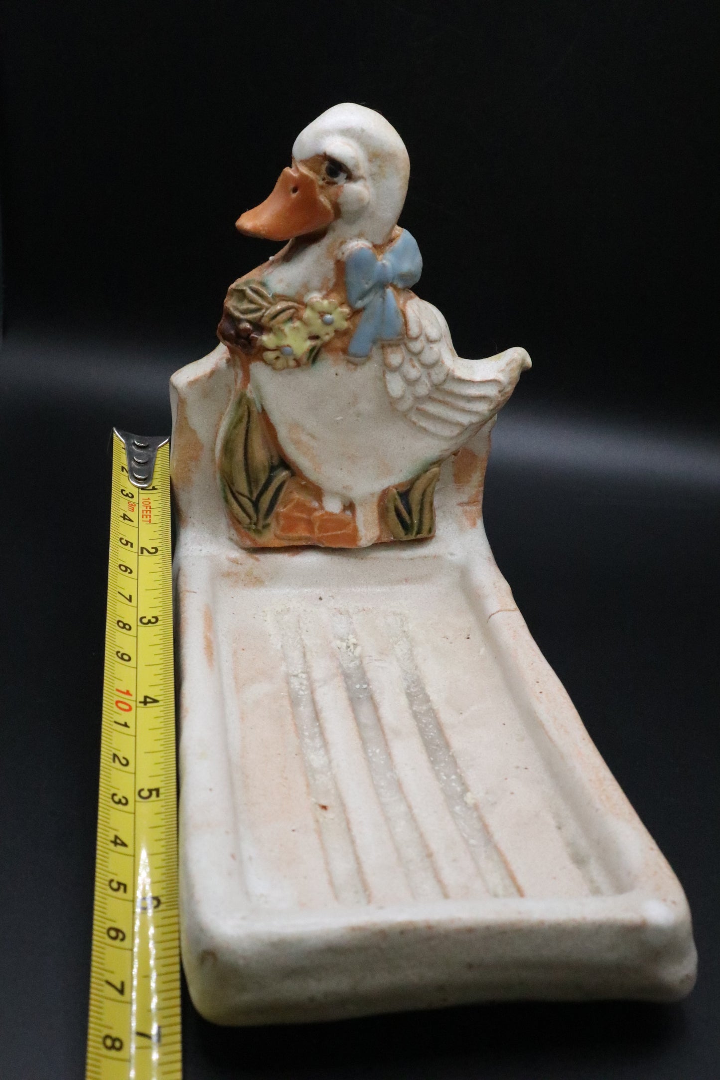 VINTAGE HINDT POTTERY DUCK SOAP DISH