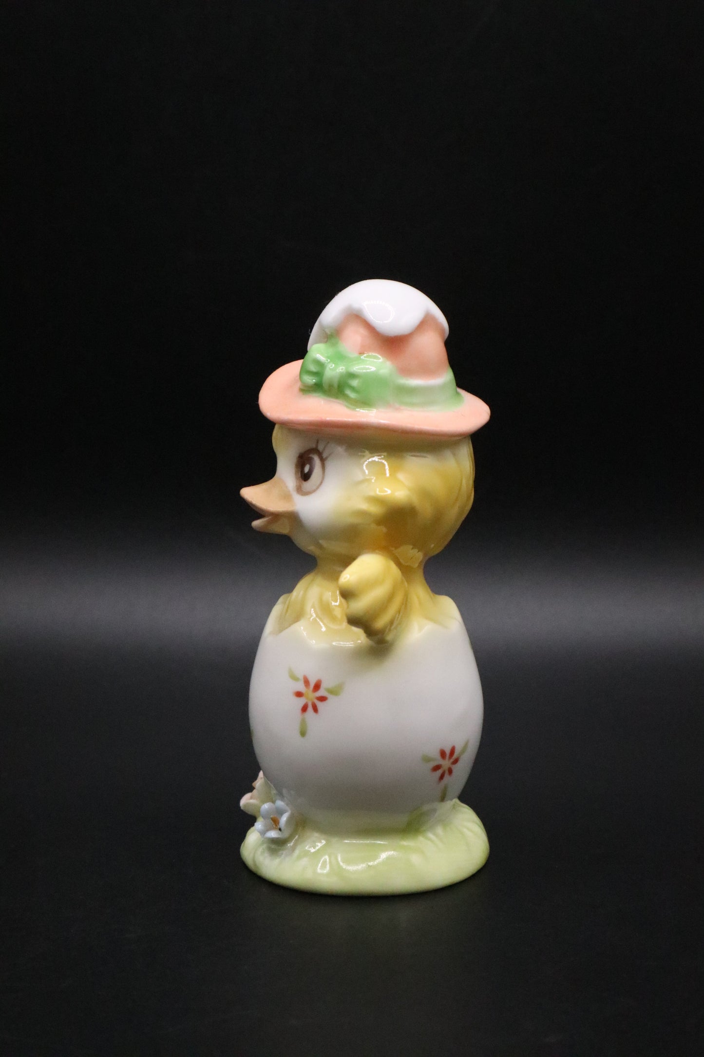 VINTAGE NAPCO WARE HATCHING CHICK FIGURINE BONE CHINA EASTER EGG