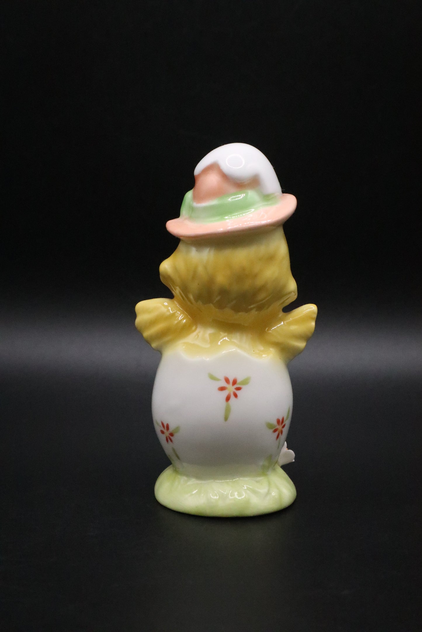 VINTAGE NAPCO WARE HATCHING CHICK FIGURINE BONE CHINA EASTER EGG