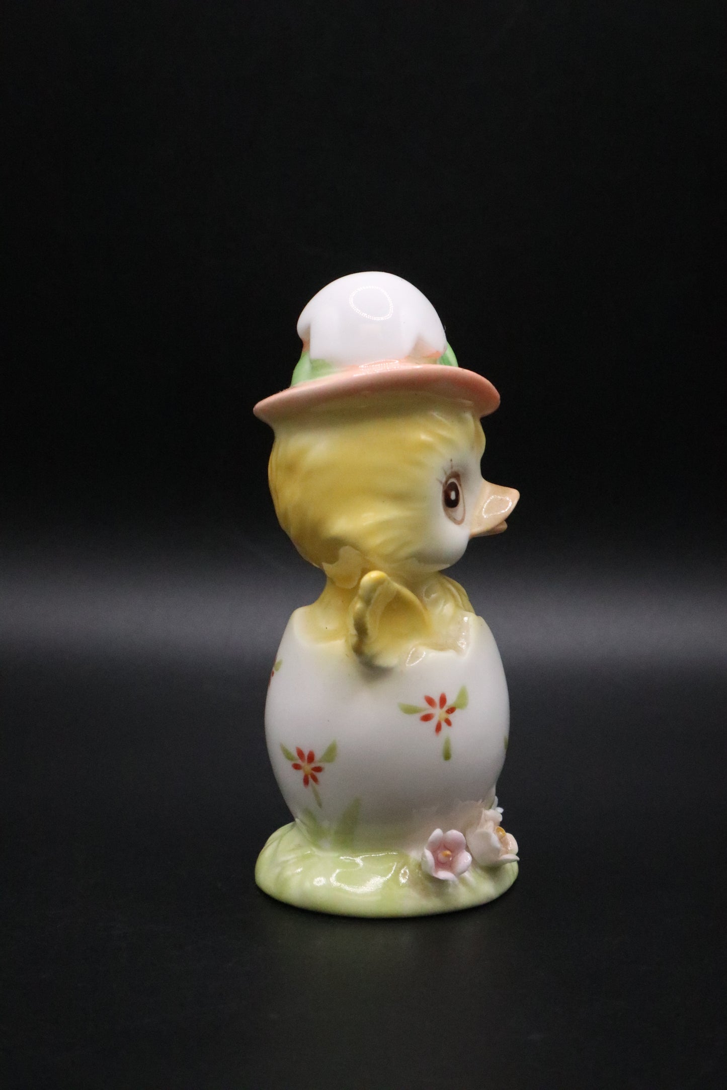 VINTAGE NAPCO WARE HATCHING CHICK FIGURINE BONE CHINA EASTER EGG