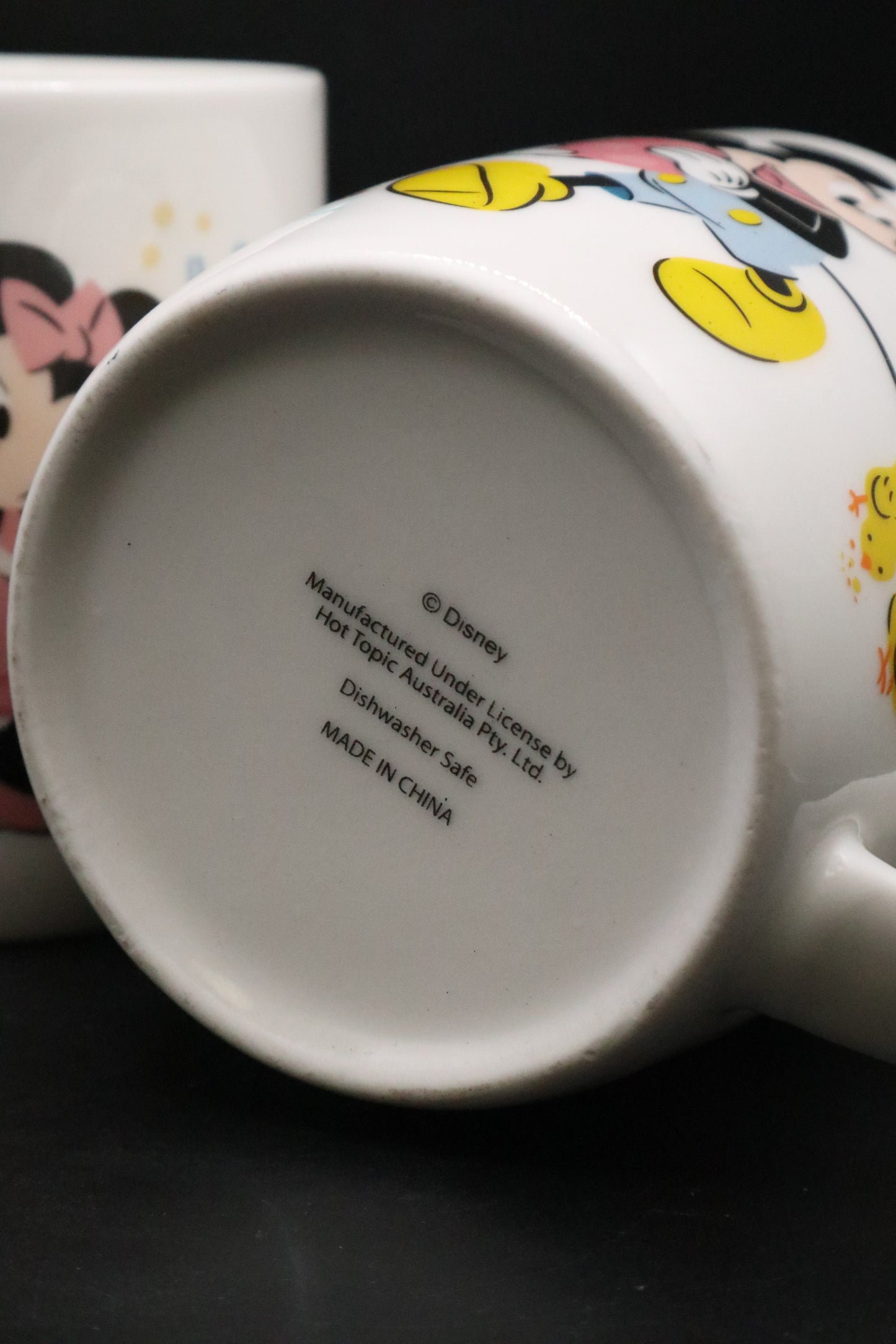 DISNEY MICKEY AND MINNIE MOUSE HAPPY EASTER COFFEE CUPS