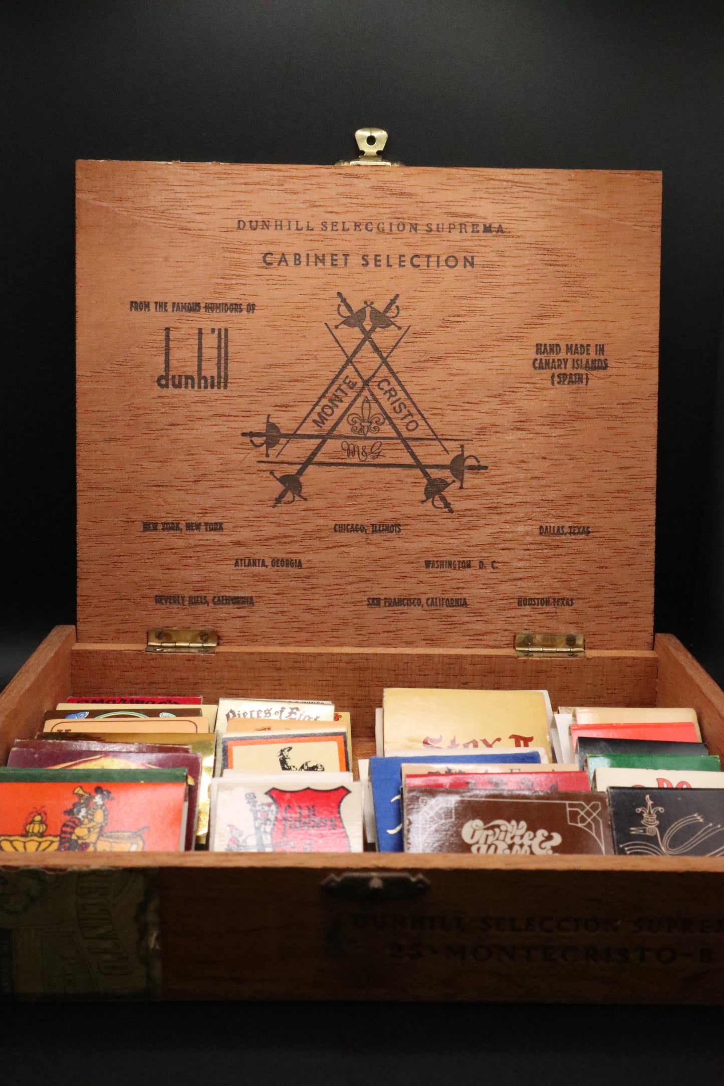 VINTAGE MONTE CRISTO CIGAR BOX WITH ASST RESTAURANT MATCH BOOKS (LOT OF 40)