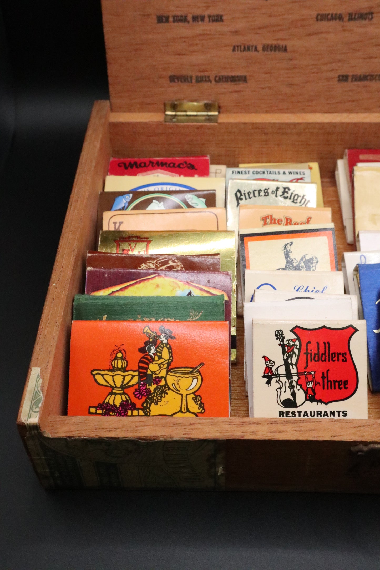 VINTAGE MONTE CRISTO CIGAR BOX WITH ASST RESTAURANT MATCH BOOKS (LOT OF 40)