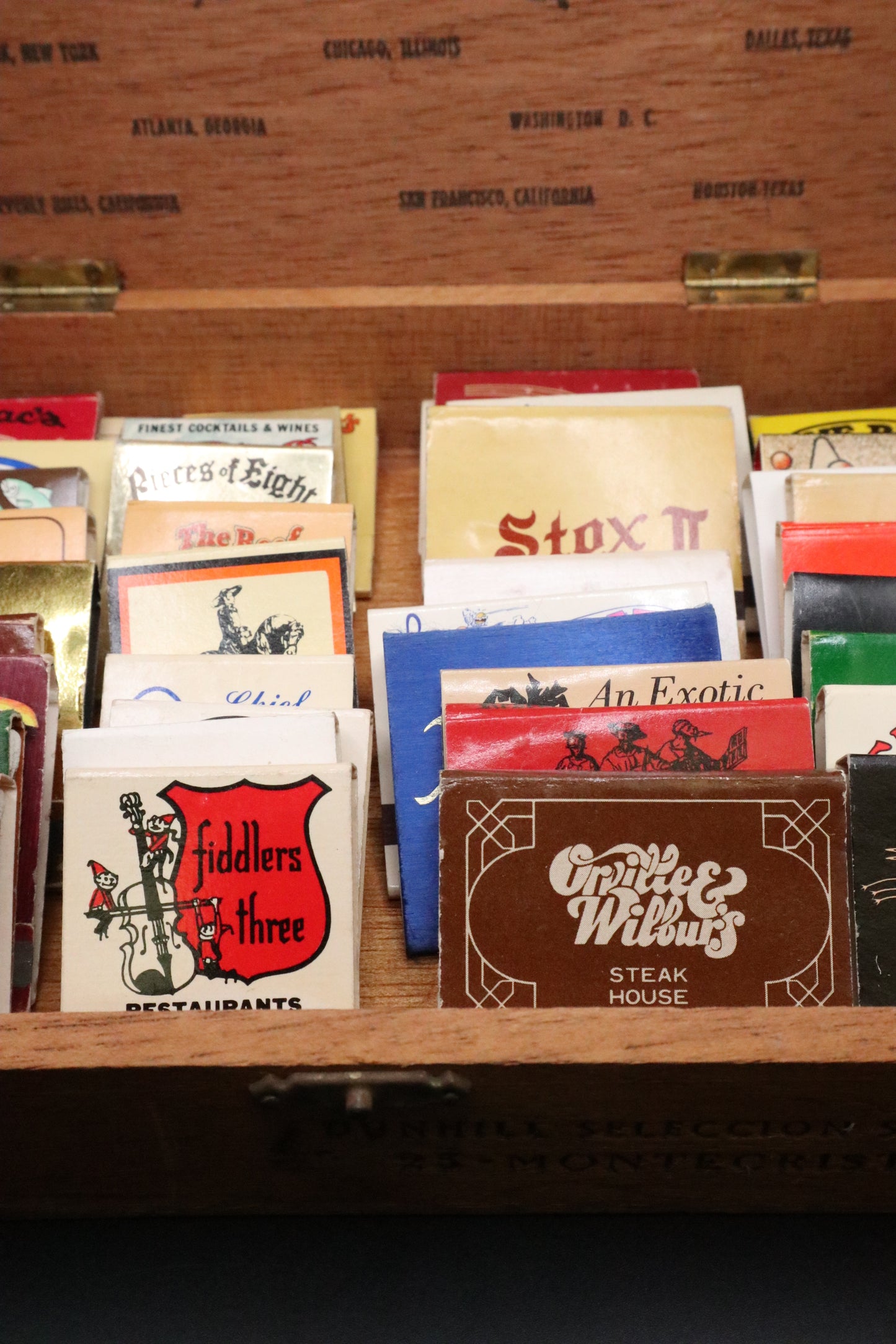 VINTAGE MONTE CRISTO CIGAR BOX WITH ASST RESTAURANT MATCH BOOKS (LOT OF 40)
