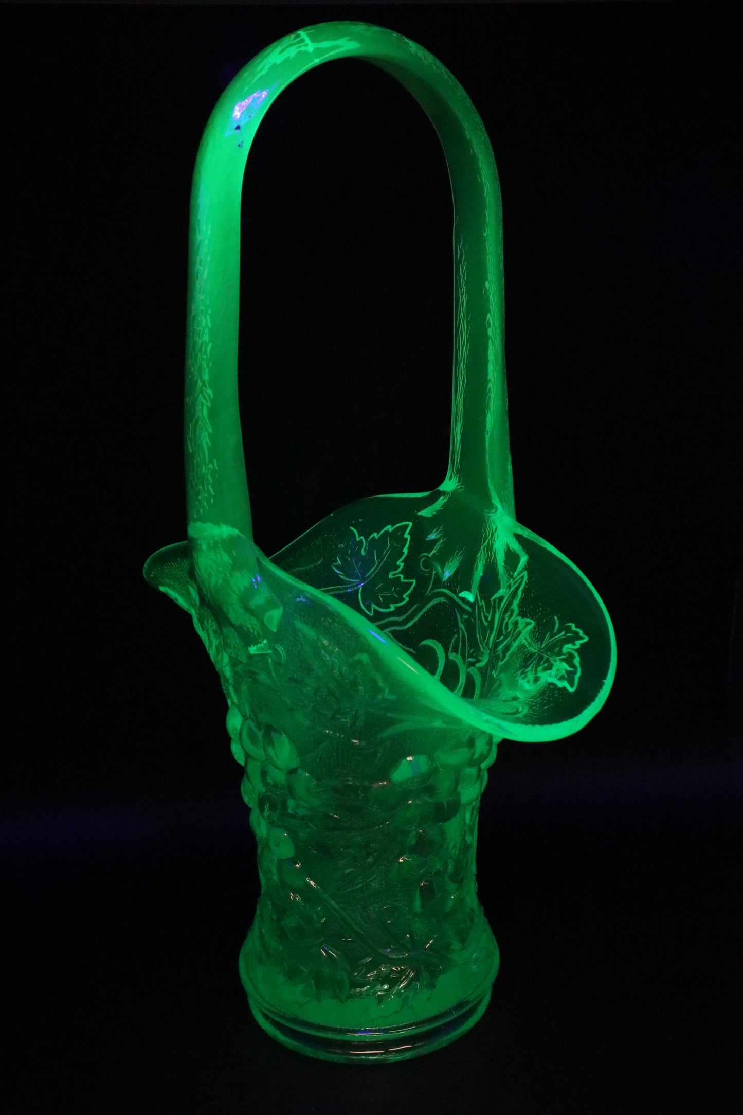 VINTAGE URANIUM GLASS GRAPE VINE BASKET