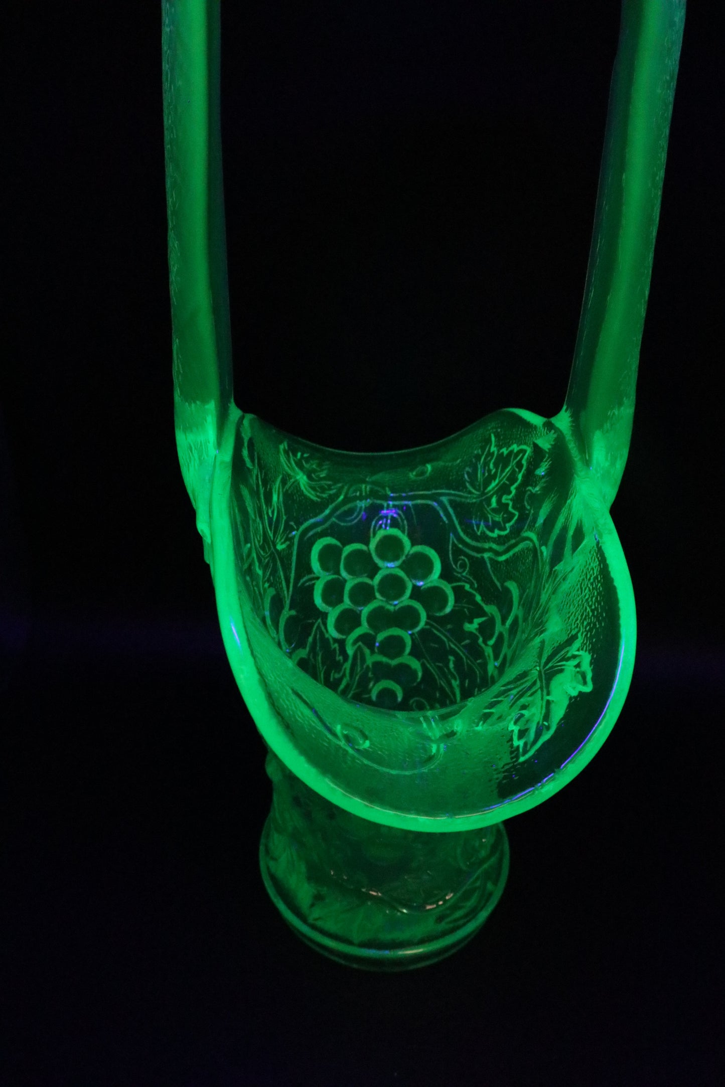 VINTAGE URANIUM GLASS GRAPE VINE BASKET