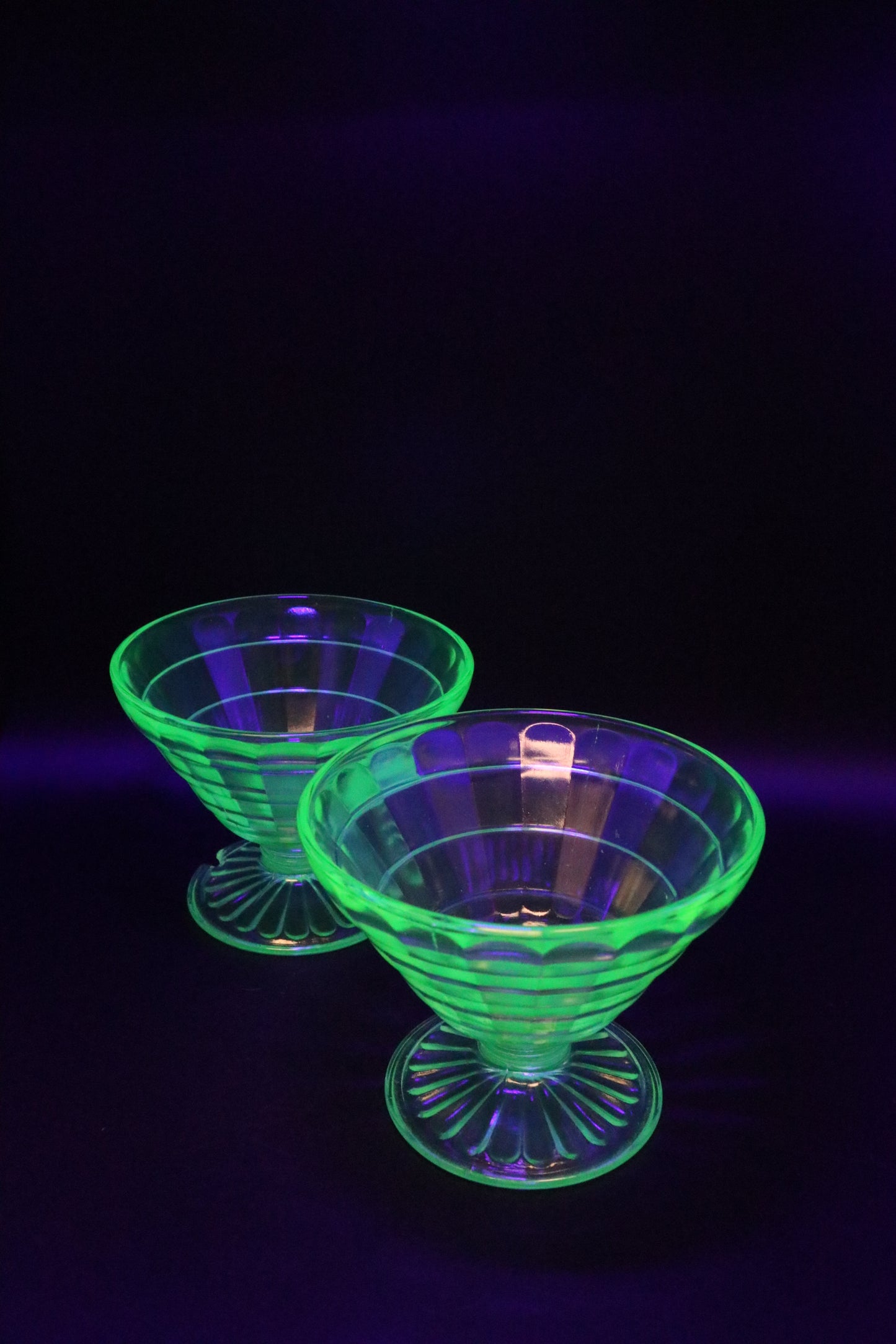 VINTAGE URANIUM ICE CREAM DISH PAIR (AS IS)