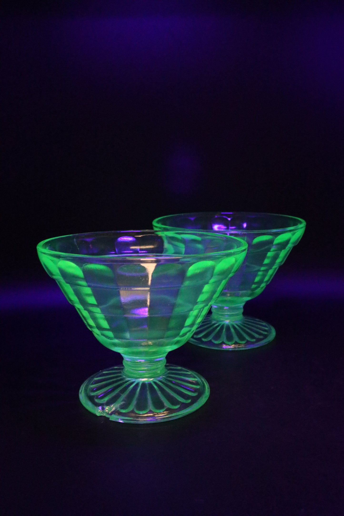 VINTAGE URANIUM ICE CREAM DISH PAIR (AS IS)
