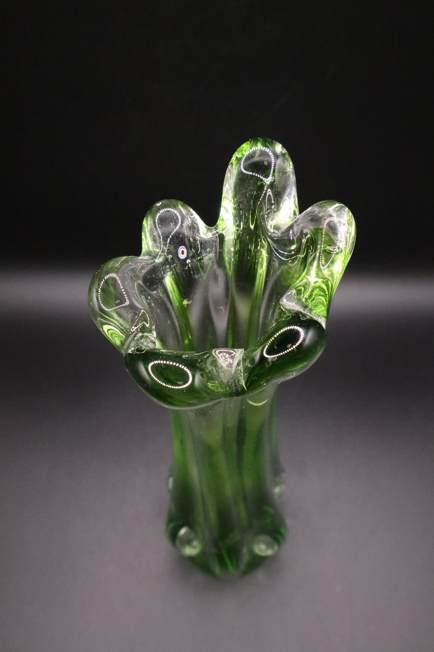 MID-CENTURY MURANO GLASS GREEN VASE