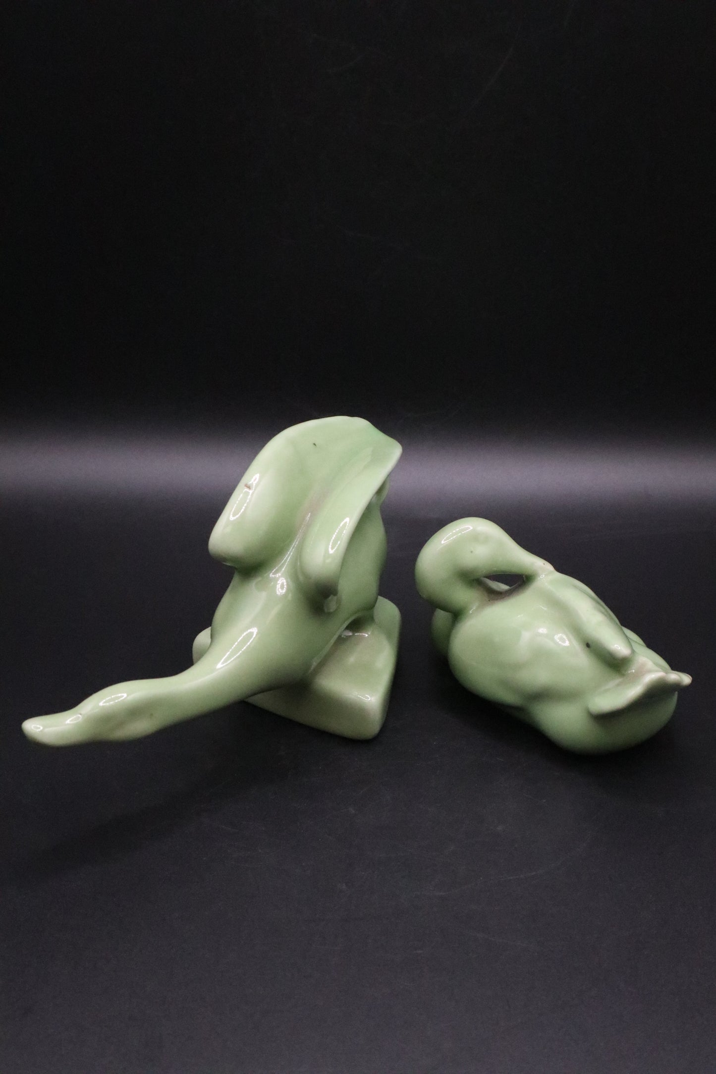 VINTAGE GREEN GLAZED PAIR OF DUCKS