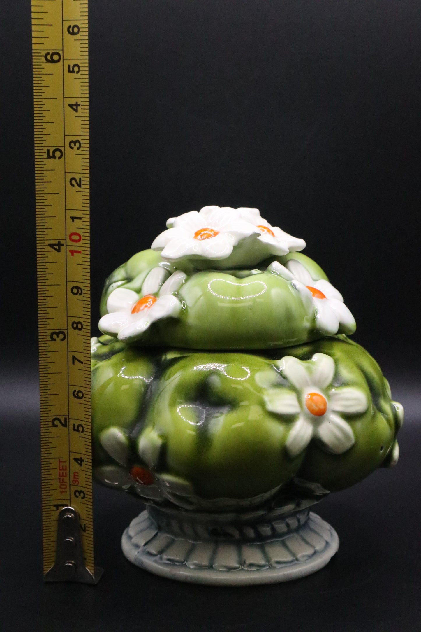 VINTAGE INARCO SUGAR BOWL GREEN APPLE WHITE DAISIES