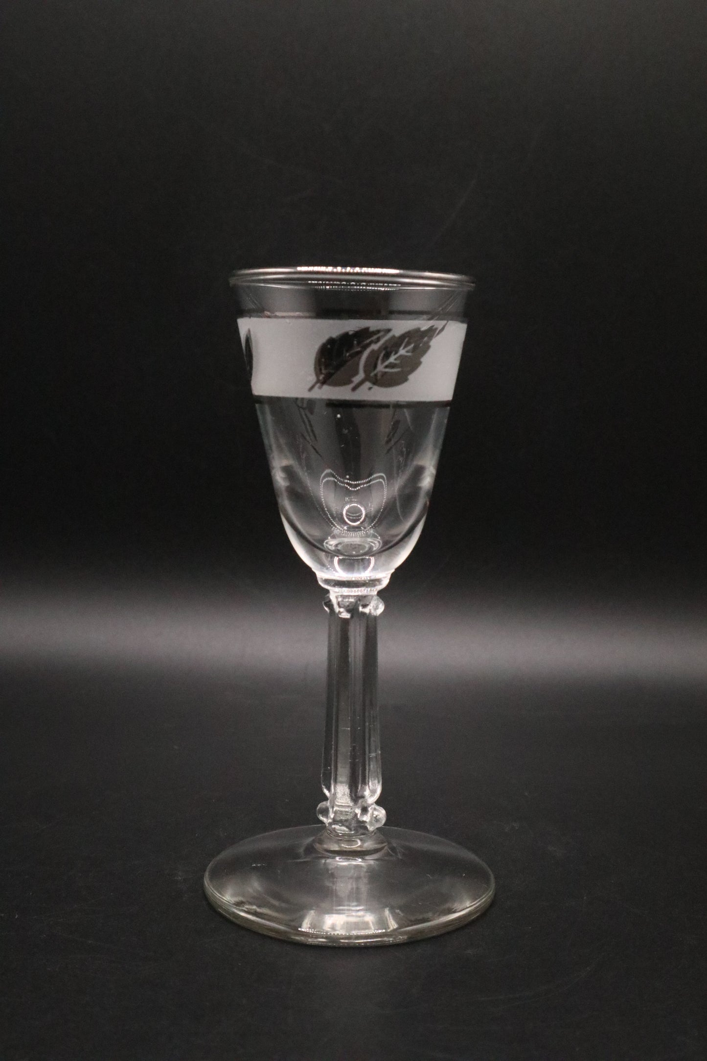 4 LIBBEY SILVER LEAF CORDIAL SHOT GLASSES