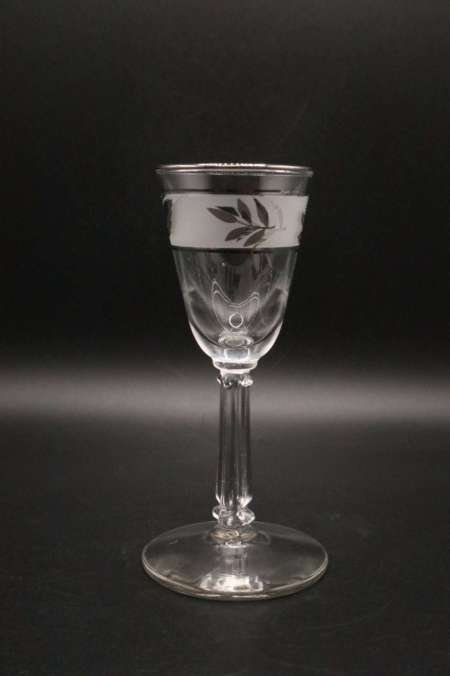 4 LIBBEY SILVER LEAF CORDIAL SHOT GLASSES