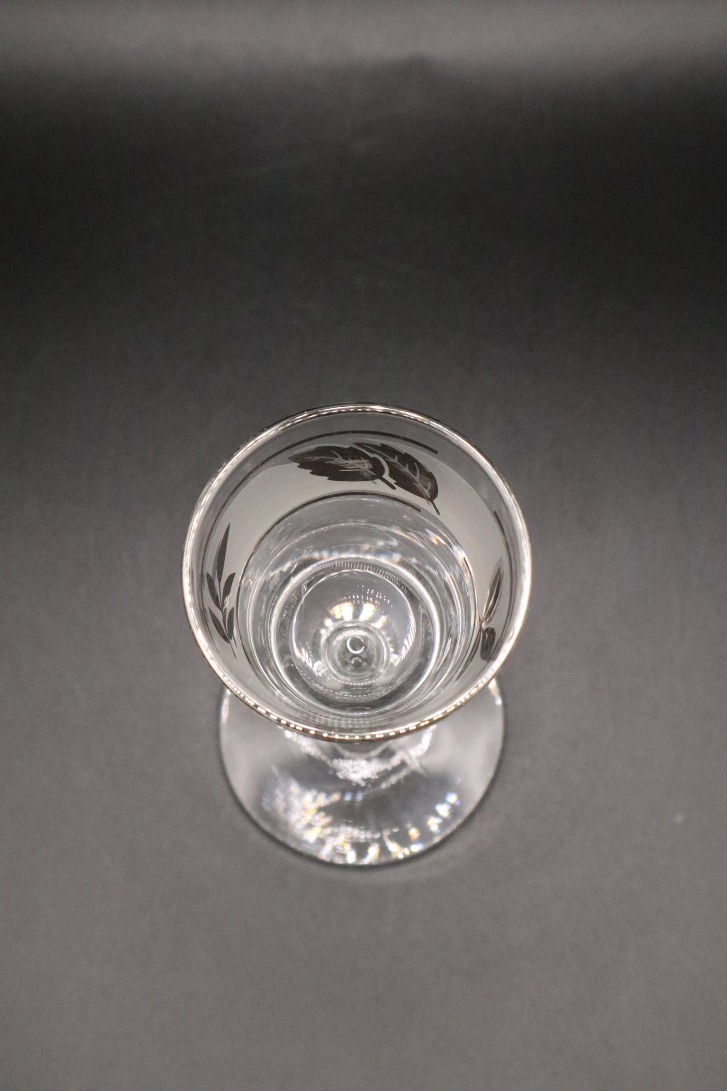 4 LIBBEY SILVER LEAF CORDIAL SHOT GLASSES