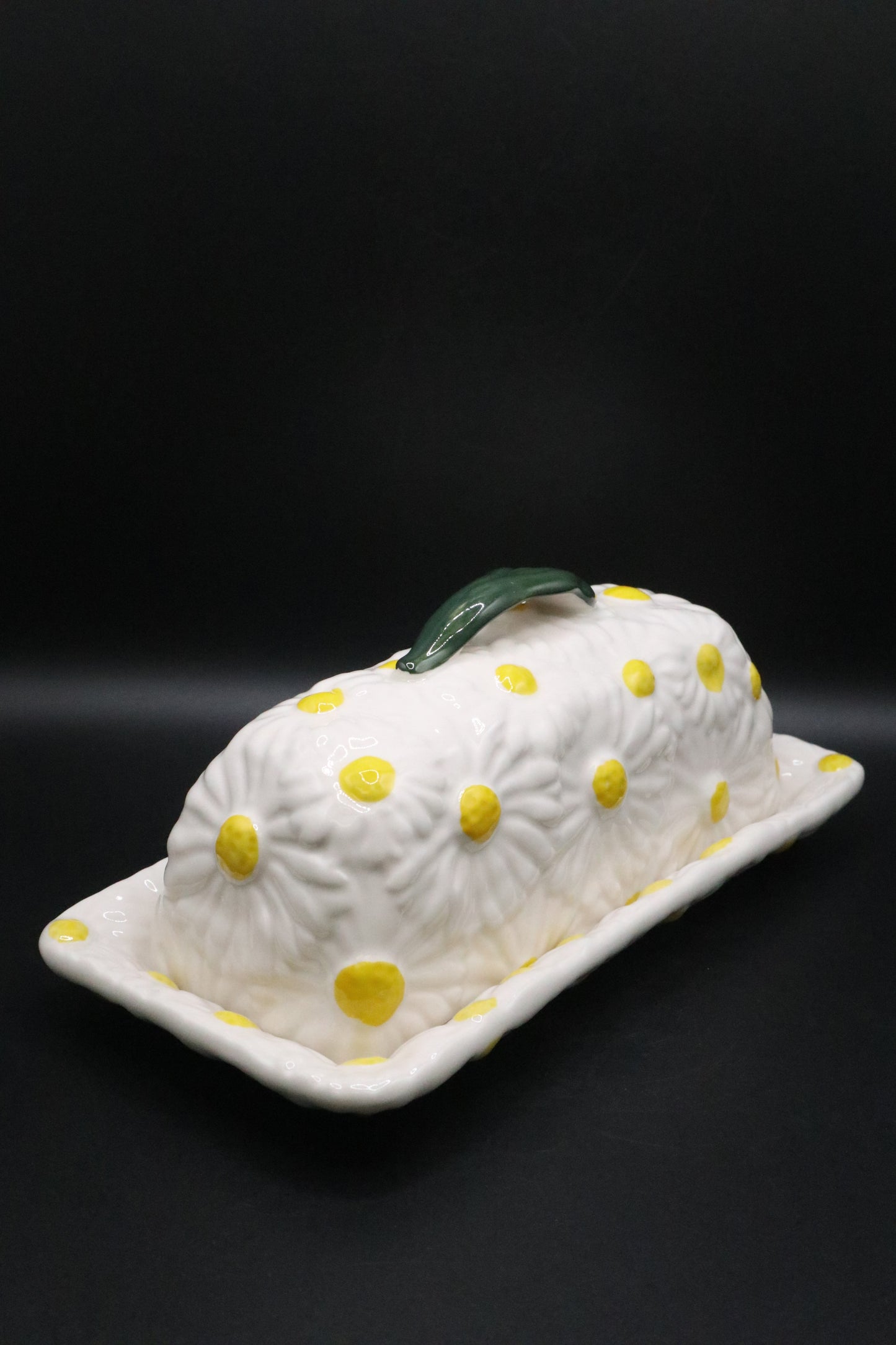 ANTHROPOLOGIE DAISY FLORAL BUTTER DISH