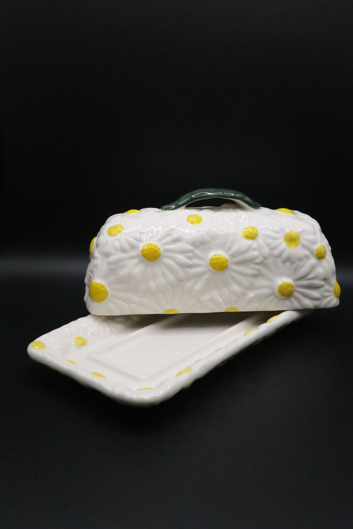 ANTHROPOLOGIE DAISY FLORAL BUTTER DISH