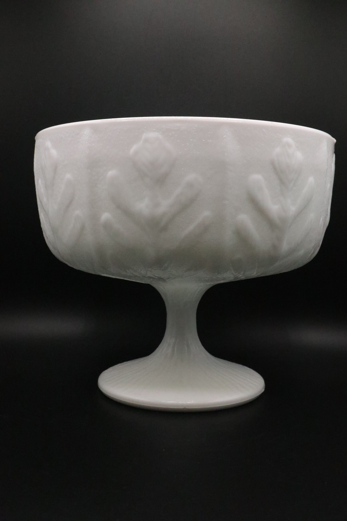 MILK GLASS FTD 1975 OAK LEAF LARGE PEDESTAL BOWL
