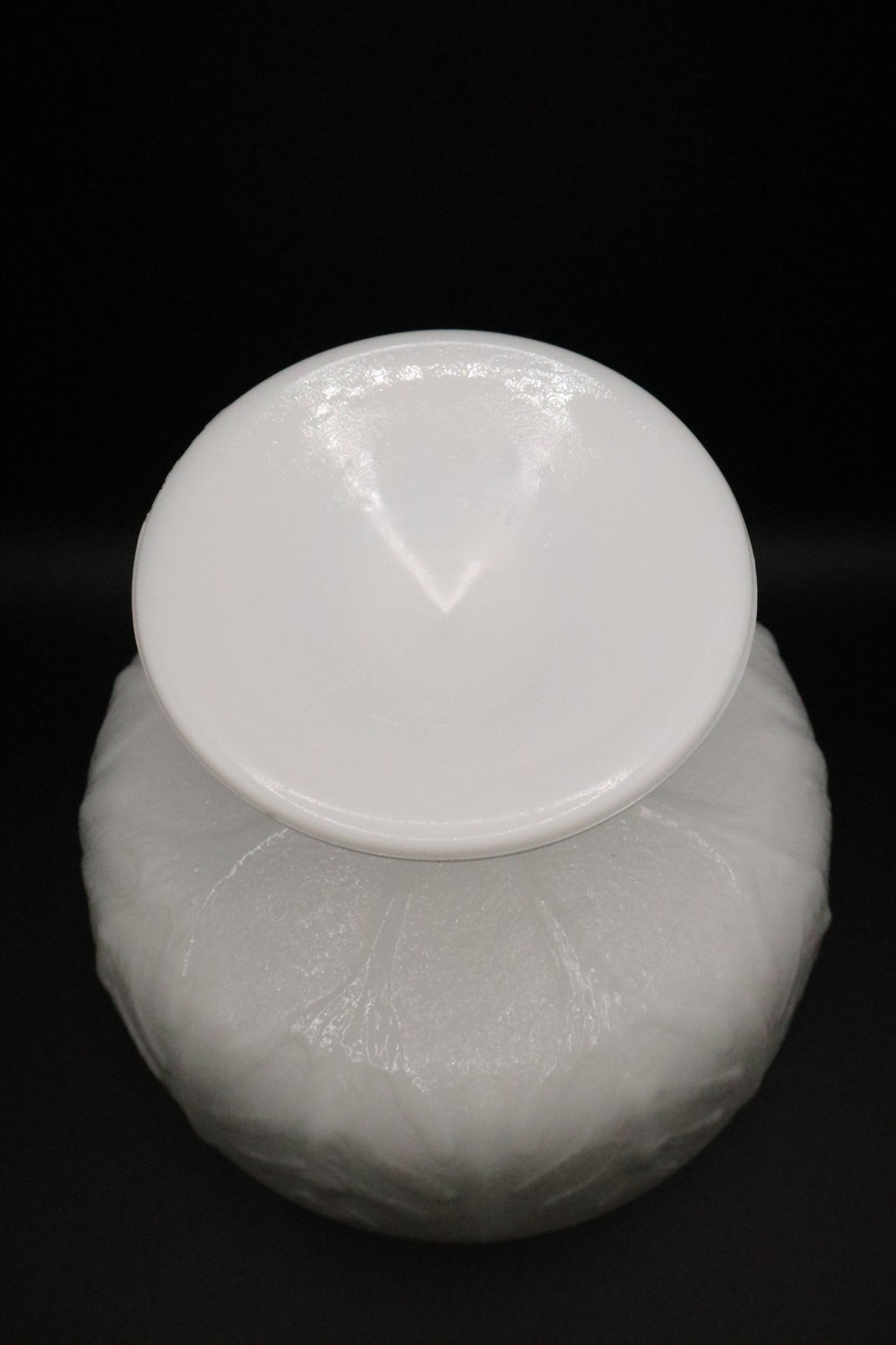 MILK GLASS FTD 1975 OAK LEAF LARGE PEDESTAL BOWL