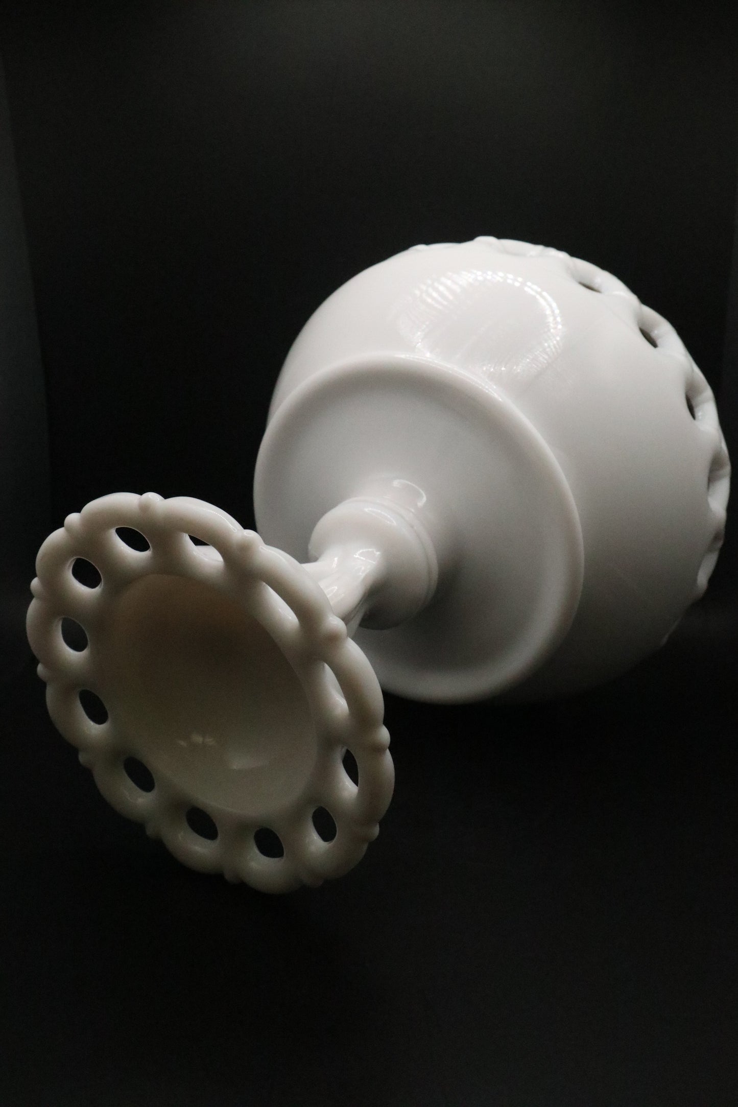 VINTAGE MILK GLASS LACE PEDESTAL