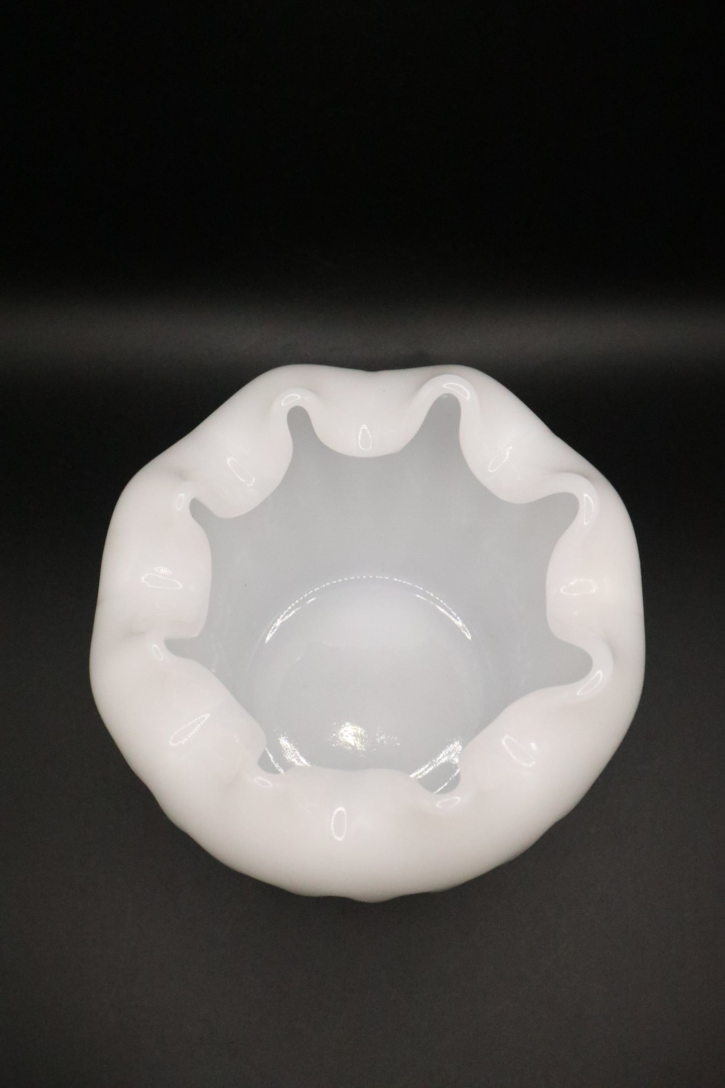 VINTAGE MILK GLASS RUFFLED RIM FLUTED SIDES VASE