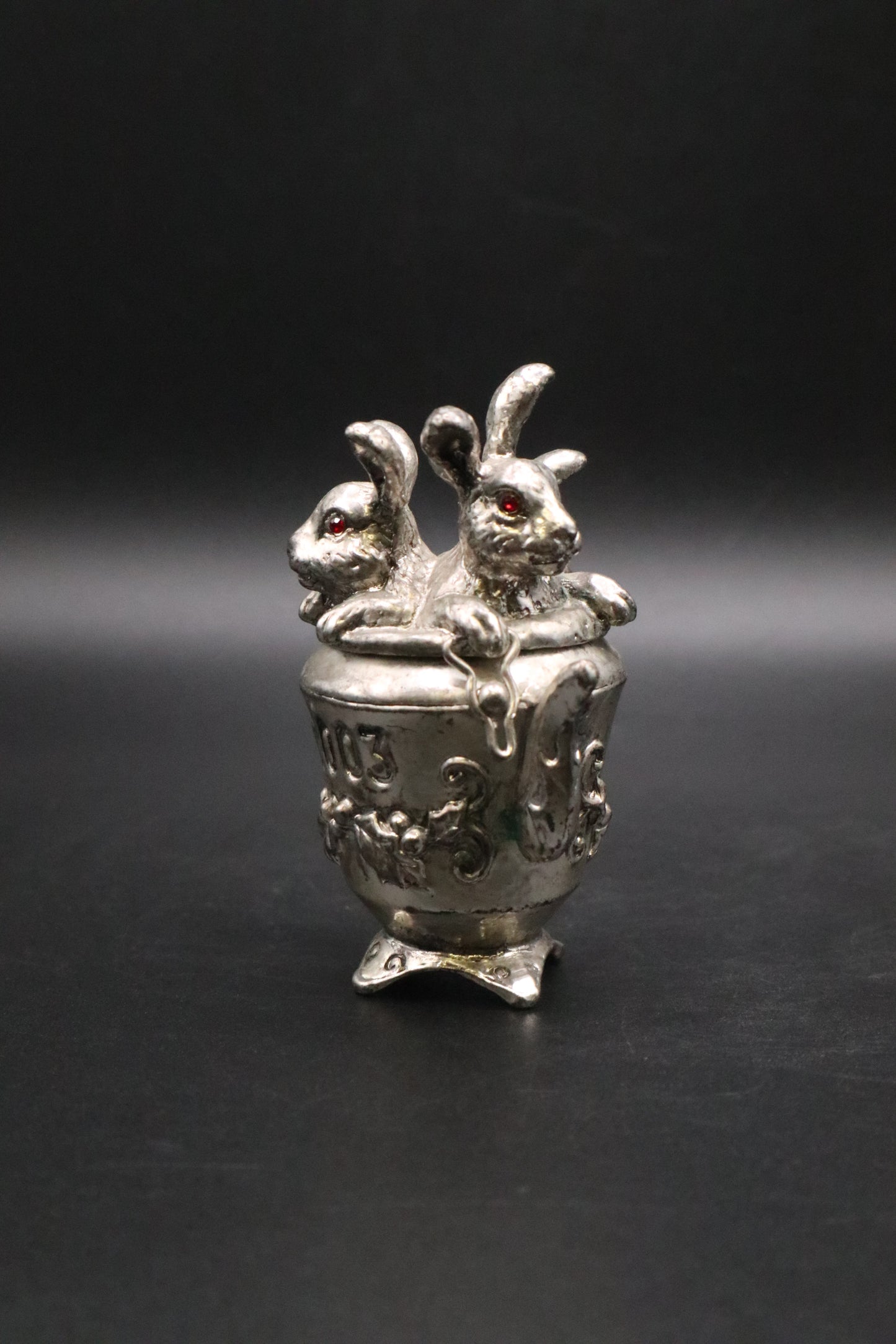 ARTHUR COURT BUNNY TEAPOT ORNAMENT 2003