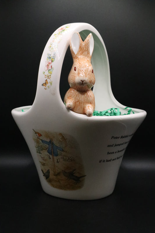 VINTAGE 1998 TELEFLORA PETER RABBIT BEATRIX BASKET