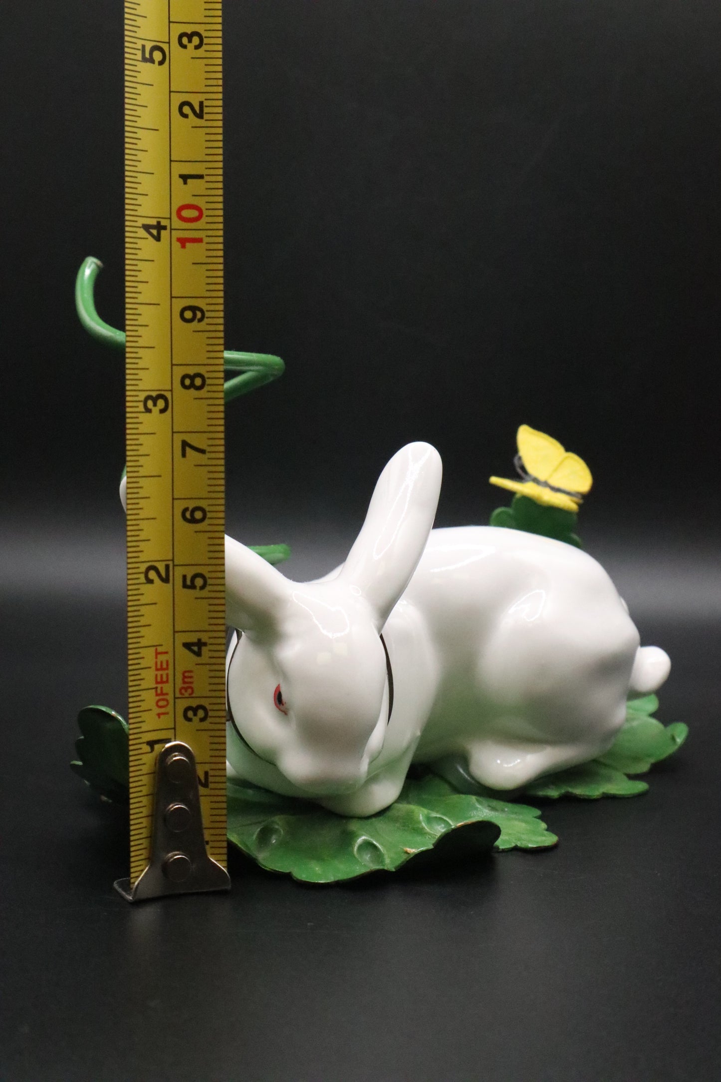 VINTAGE PETITE RABBIT VASE HOLDER (NO VASE)