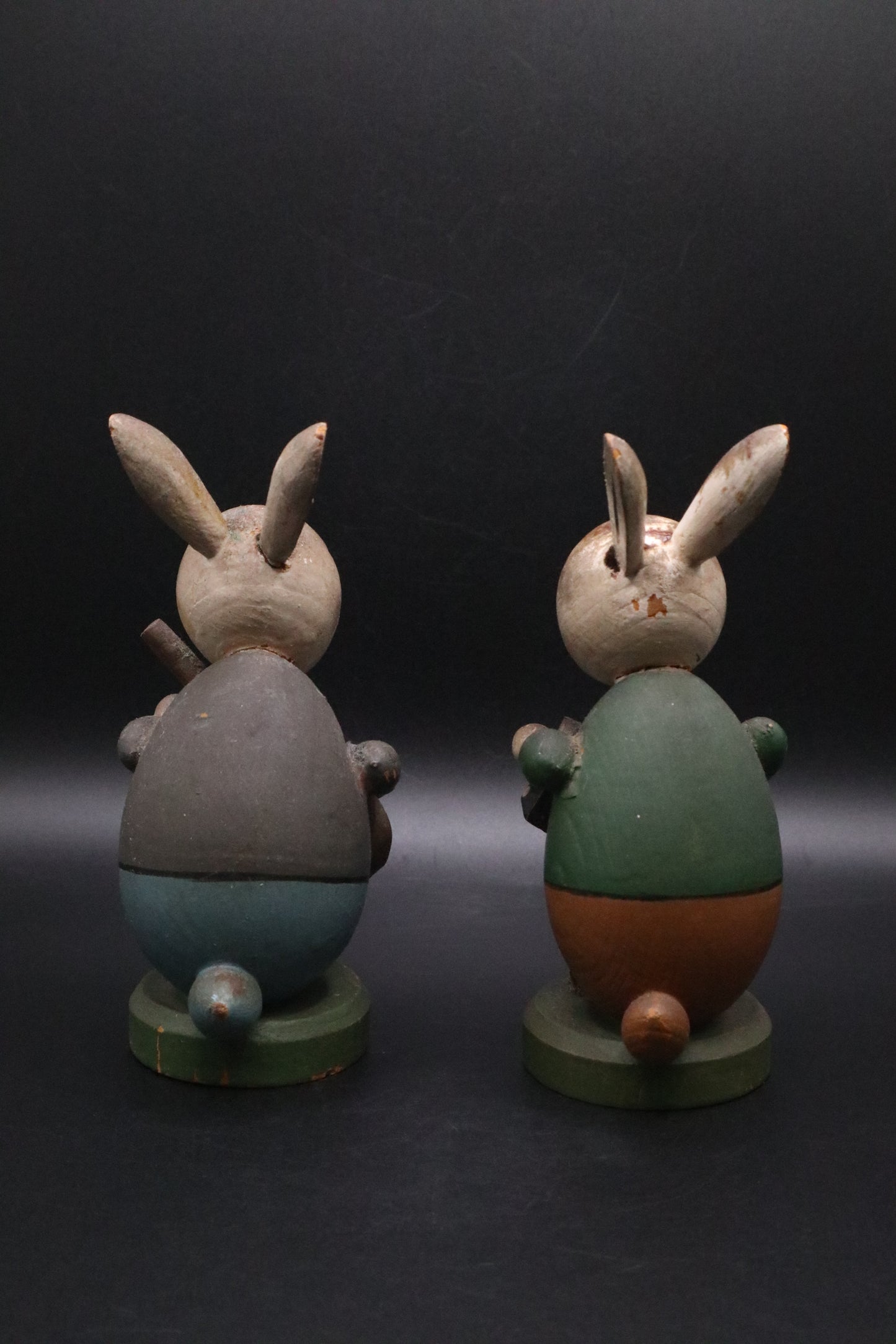 VINTAGE FOLK ART WOODEN MUSICIAN BUNNIES (SET OF 2)