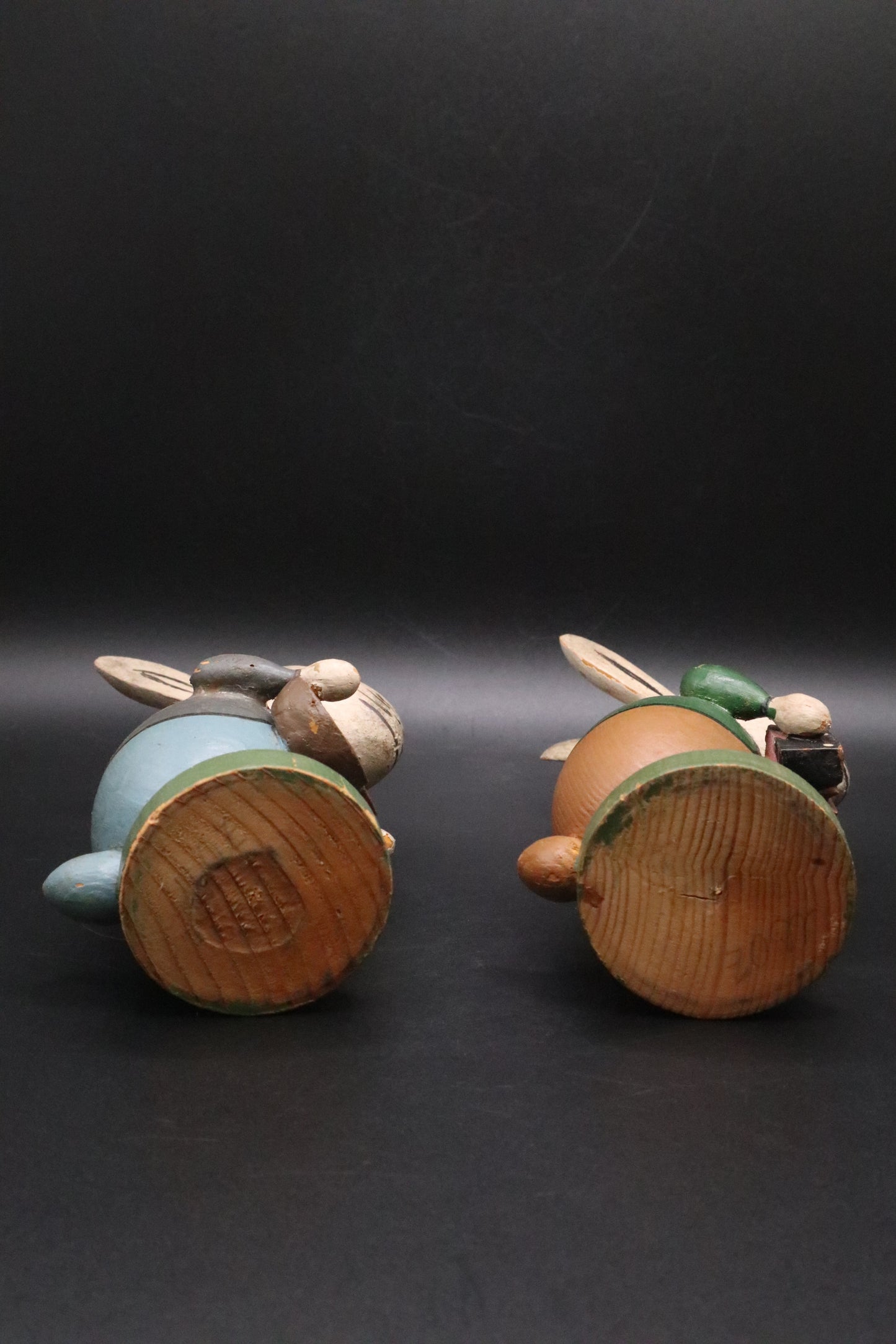 VINTAGE FOLK ART WOODEN MUSICIAN BUNNIES (SET OF 2)