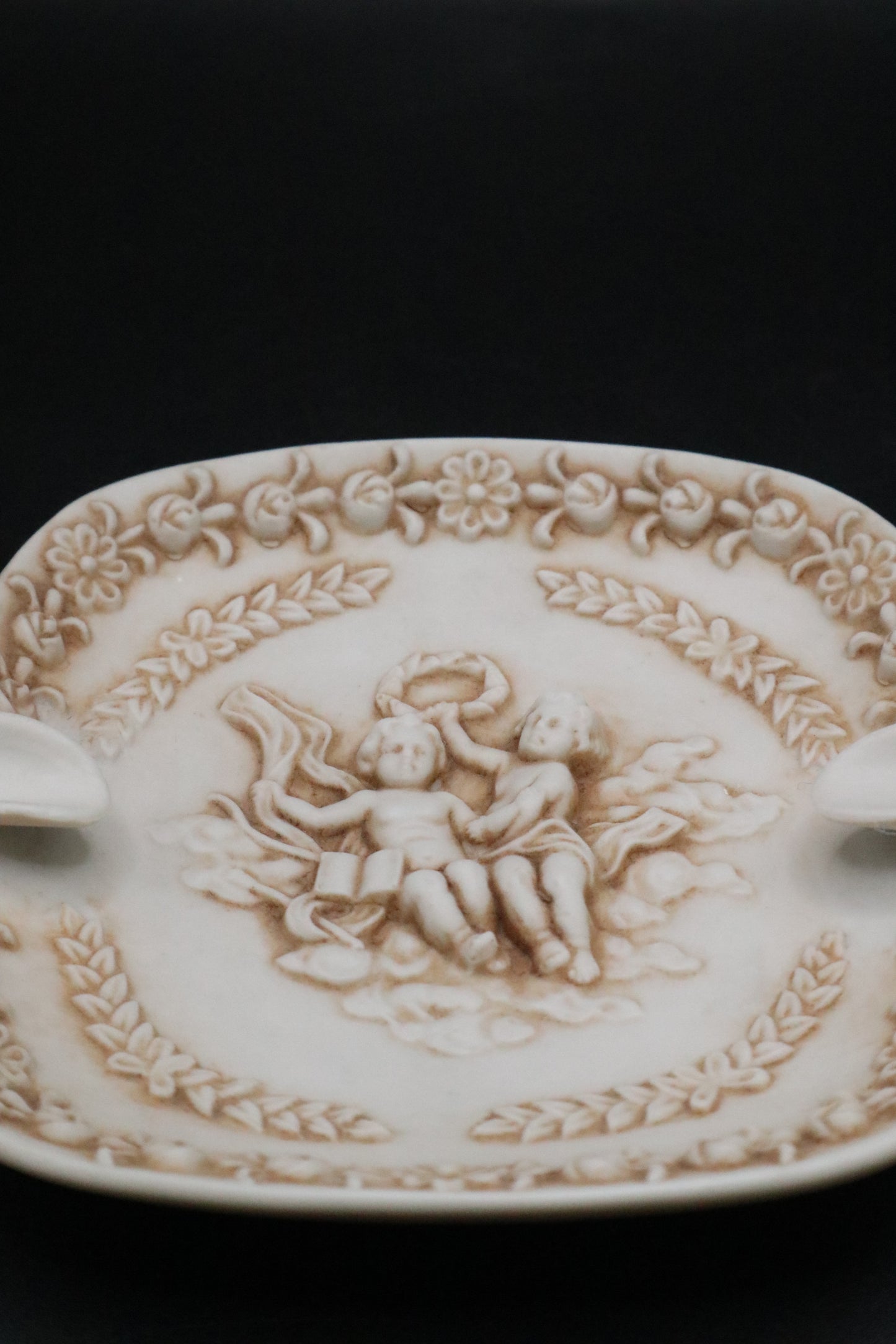 VINTAGE LEFTON CHERUB BISQUE ASHTRAYS (SET OF 2)
