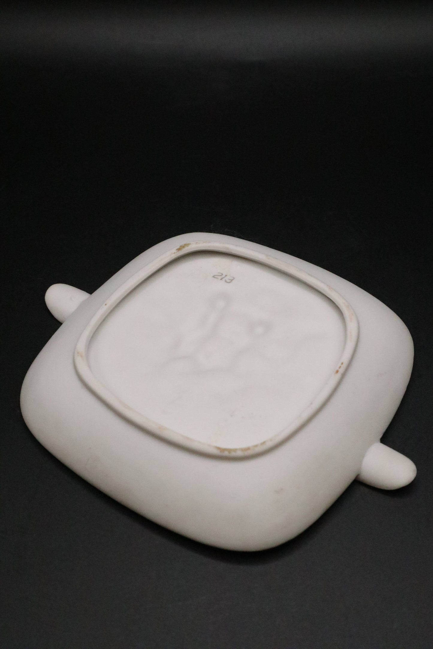 VINTAGE LEFTON CHERUB BISQUE ASHTRAYS (SET OF 2)